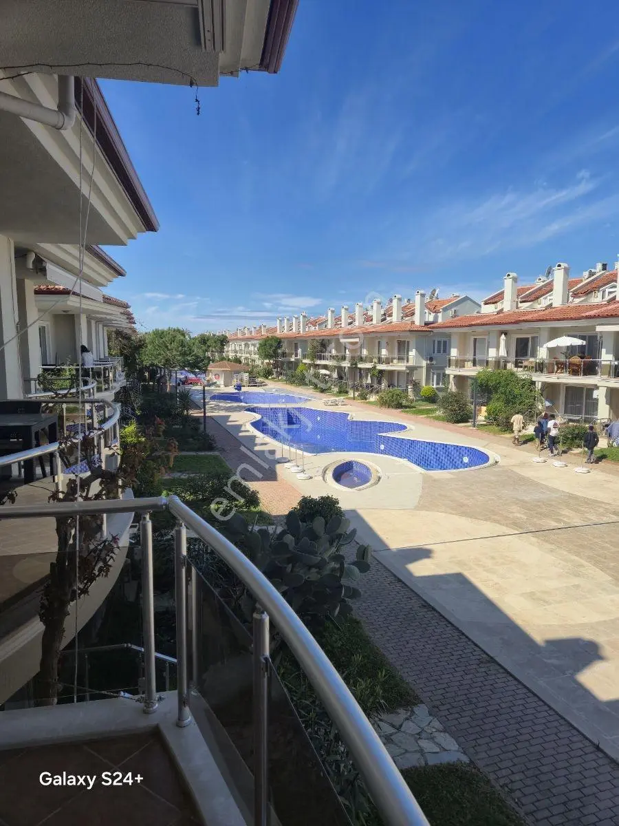 Sunset Beach Club'da Satılık 2+1 Dubleks