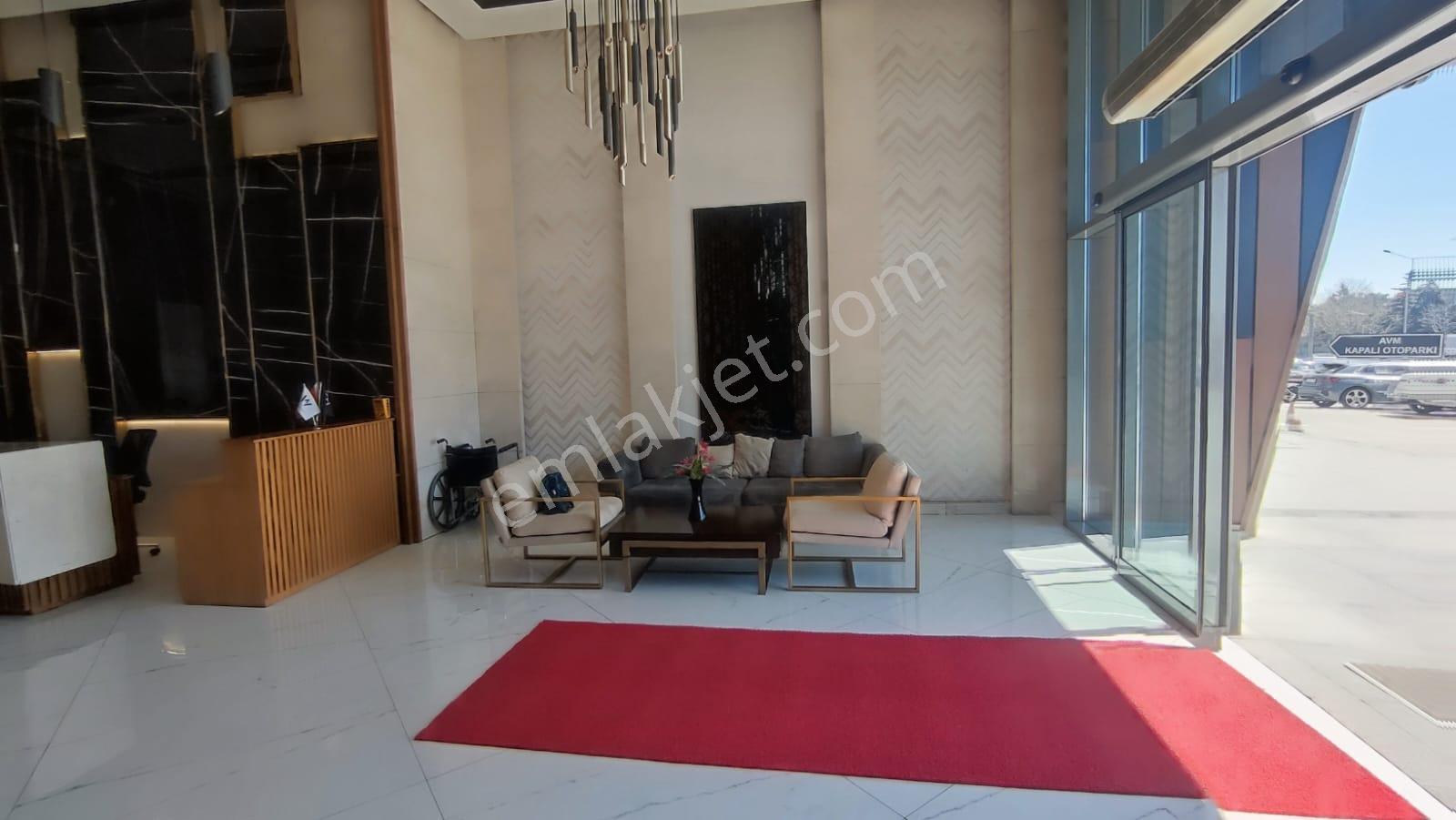 Vega Cadde Avm Kiralık 1+1 Köşe Büro & Ofis - Görsel 19