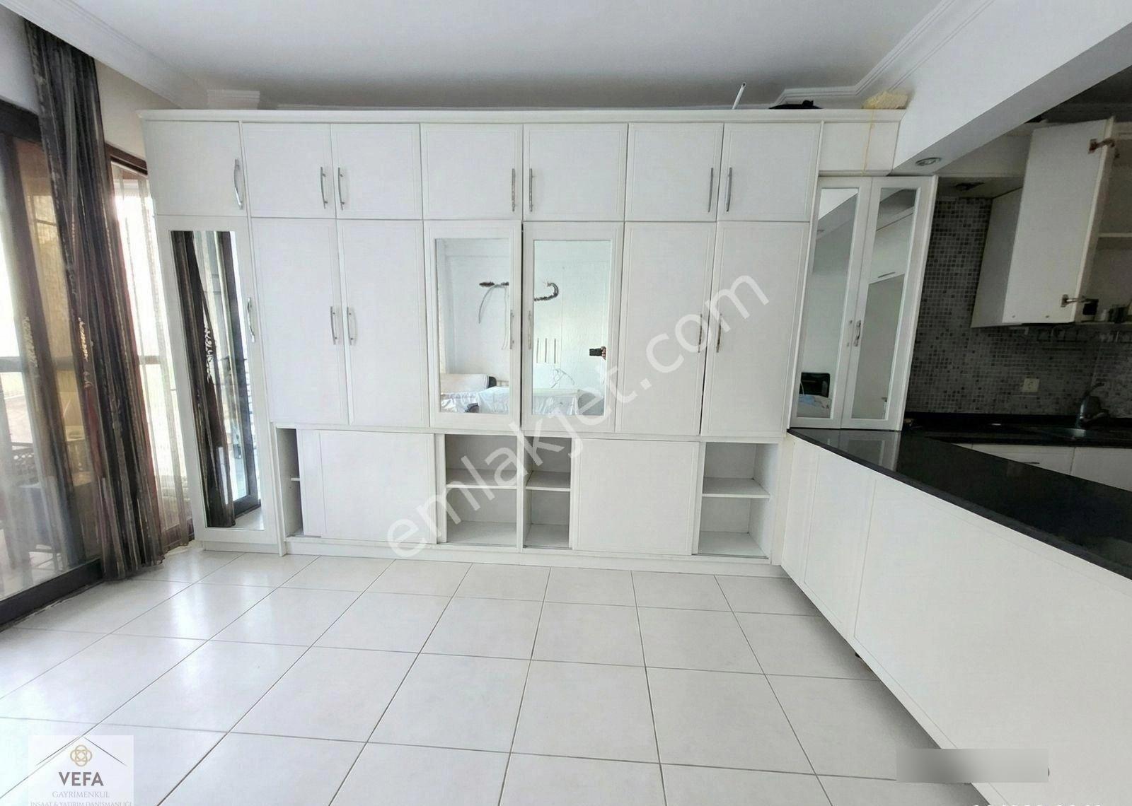 Marmaris Sitelerde Denize Sıfır, Özel Plajlı 1+1 Daire - Görsel 7