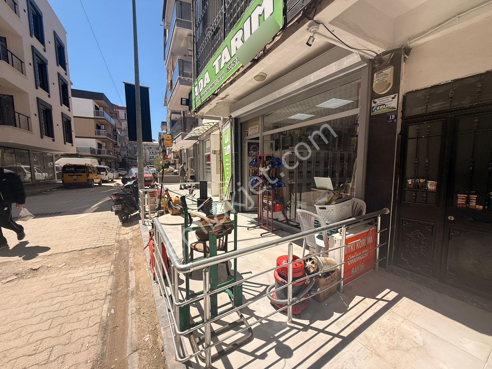 Kuşadası Merkezde Yatırımlık Satılık Dükkan! - Görsel 6