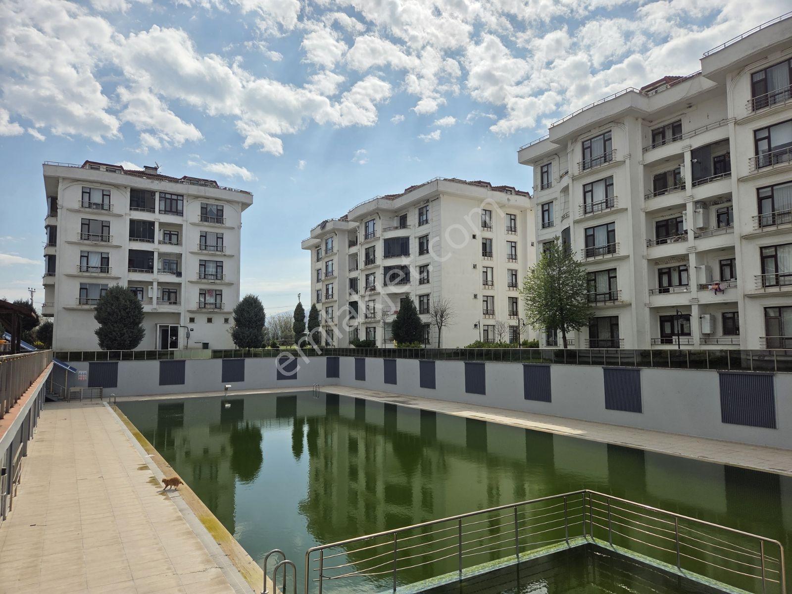 Kartepe Site İçi Kiralık Arakat 2+1