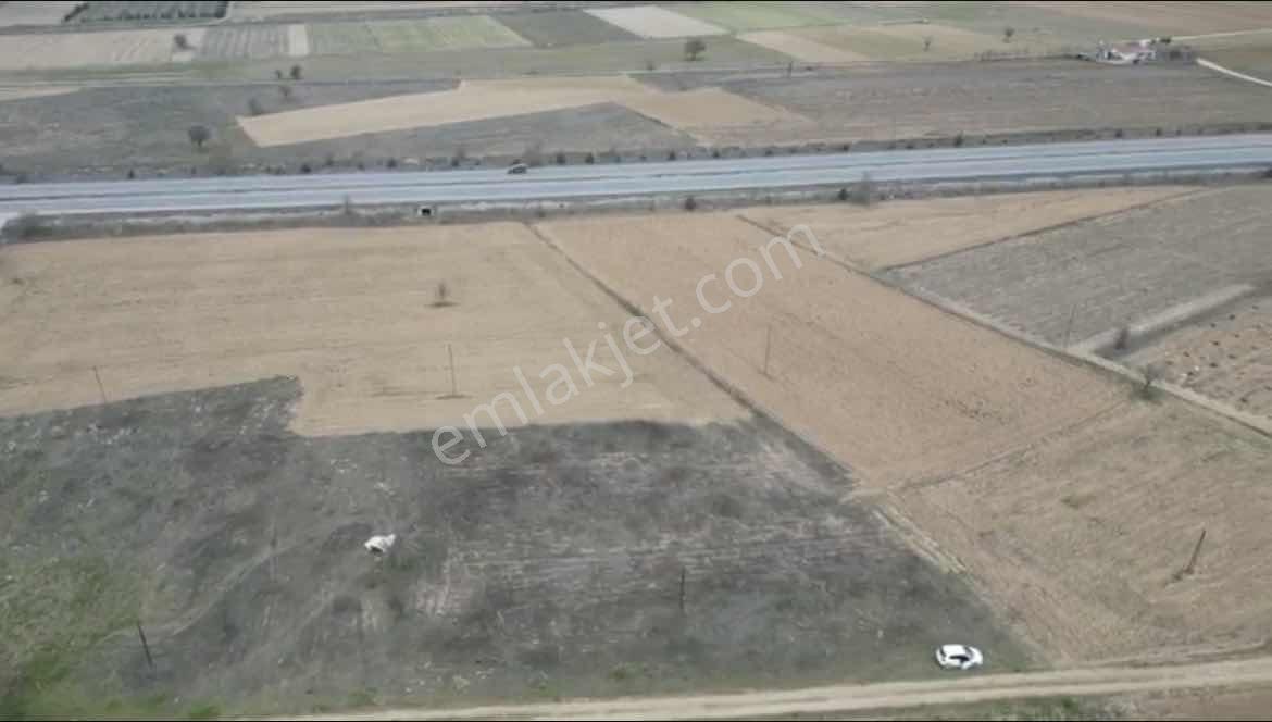 Net Premiumdan Antalya Yoluna 70 Metre Mesafede Yatırımlık Arsa - Görsel 2