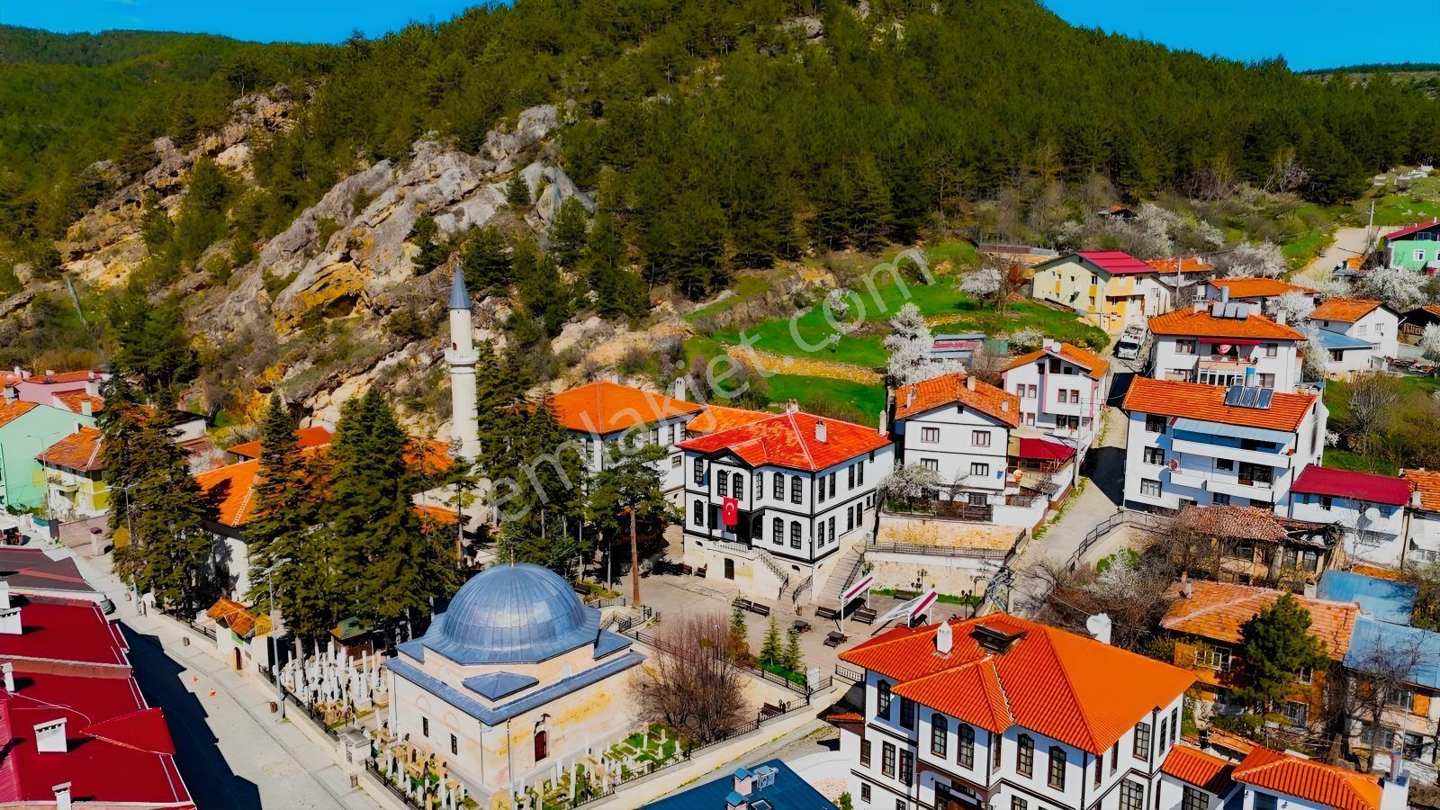 Hz. Pir Şeyh Şaban-ı Veli Sokağında Satılık Bahçeli Müstakil Ev - Görsel 11