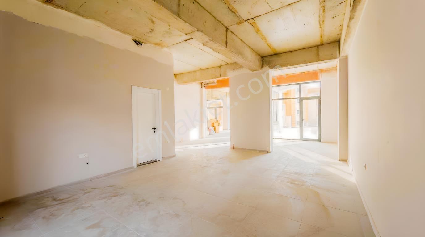 Mahmutpaşa'da Cadde Üzerı 200 M2 Depolu Kiralık Dükkan - Görsel 5