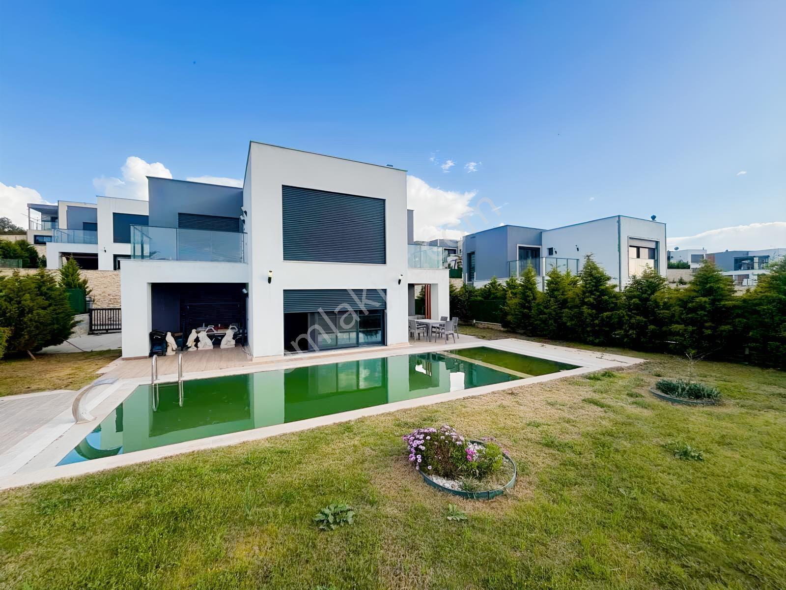 Full Deniz Manzaralı 4+1 Satılık Villa - Görsel 34