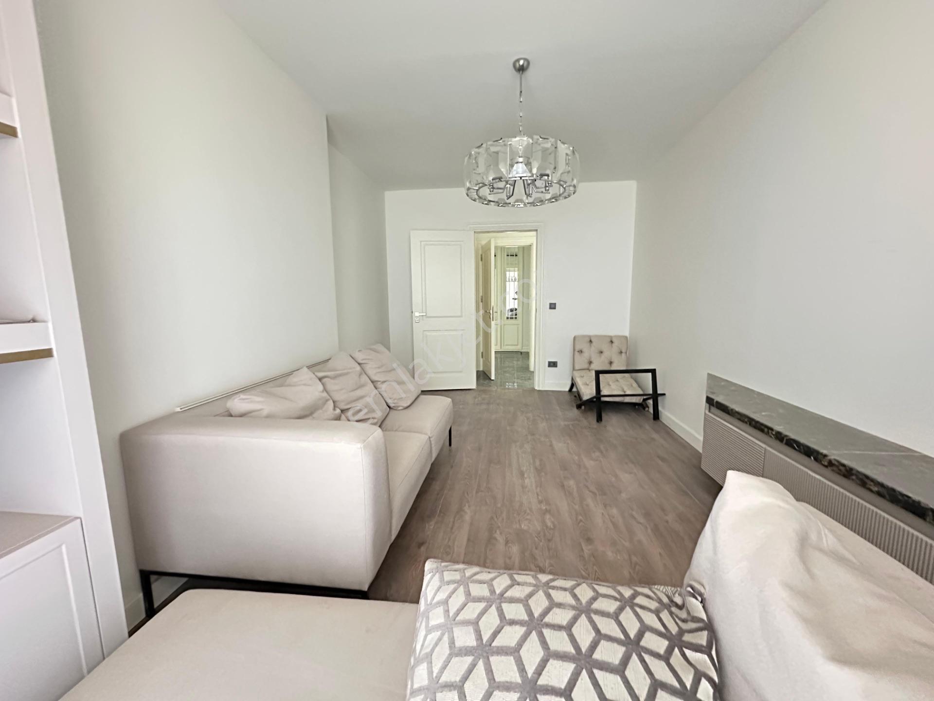 Azur Marmara Sitesinin En Geniş Kullanım Alanı 5+1 Satılık Daire - Görsel 16