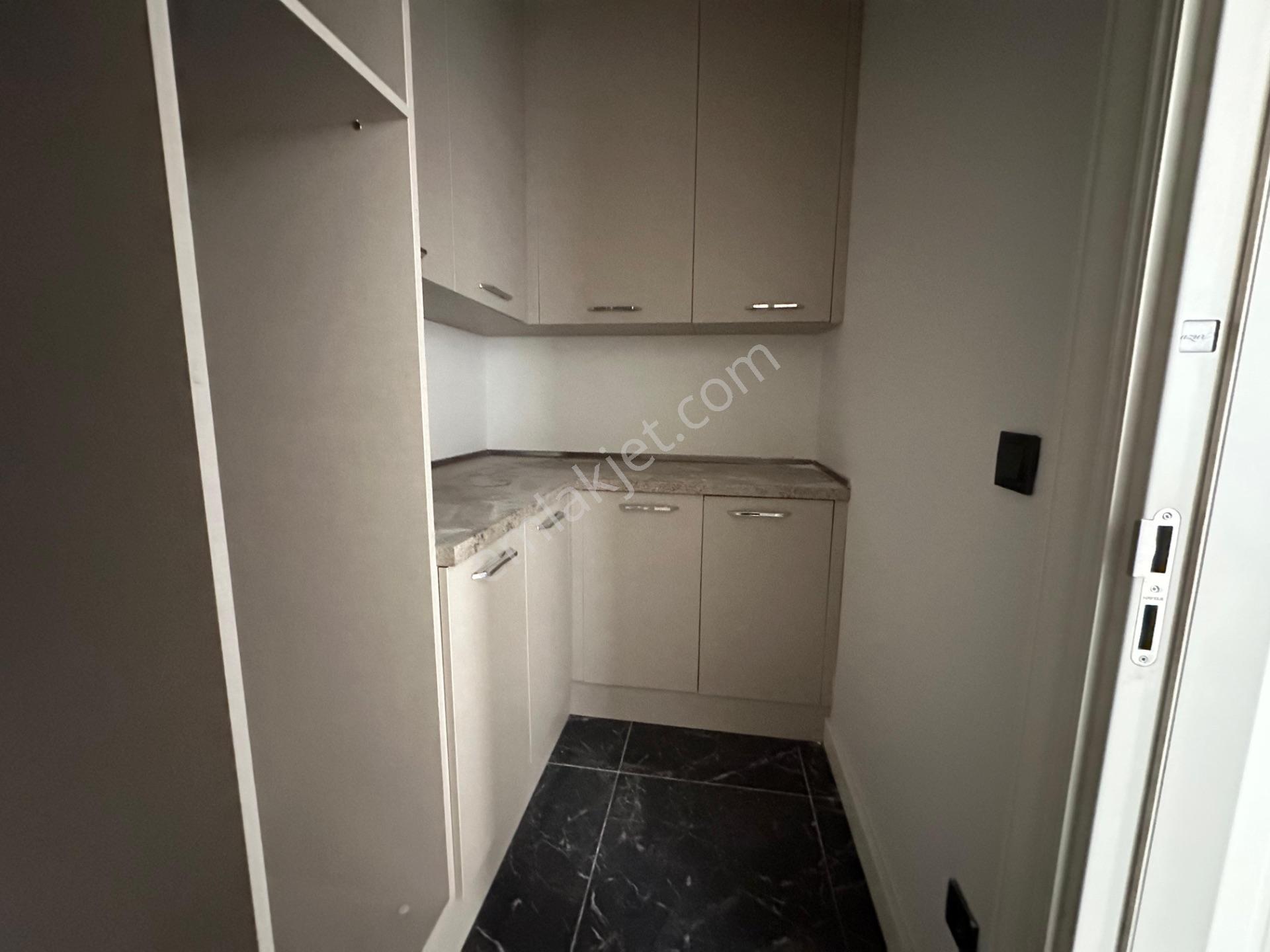 Azur Marmara Sitesinin En Geniş Kullanım Alanı 5+1 Satılık Daire - Görsel 32