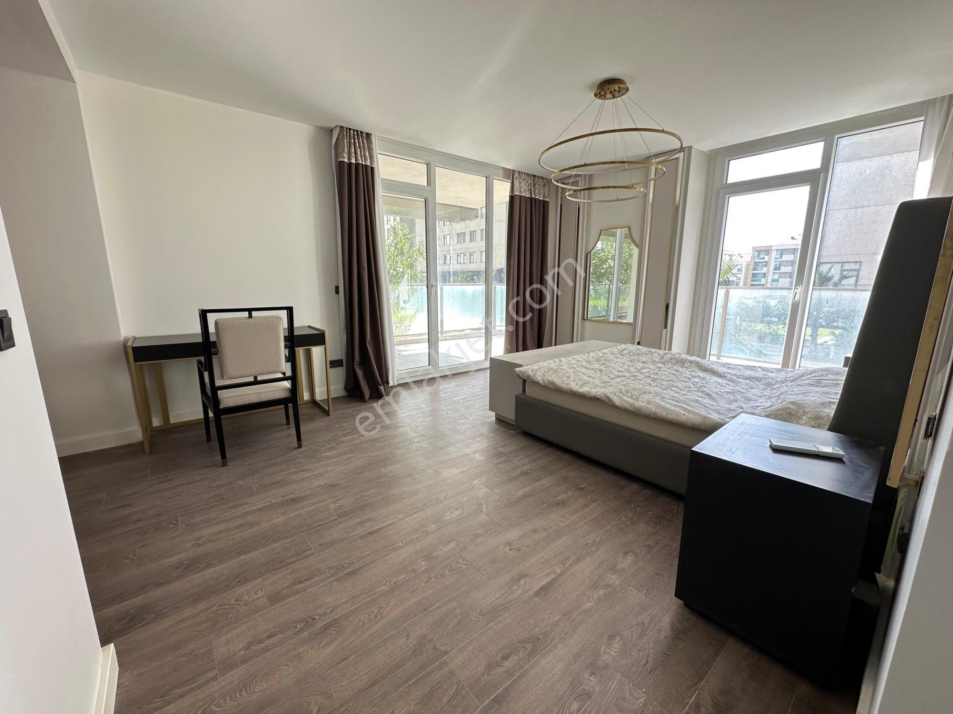 Azur Marmara Sitesinin En Geniş Kullanım Alanı 5+1 Satılık Daire - Görsel 25