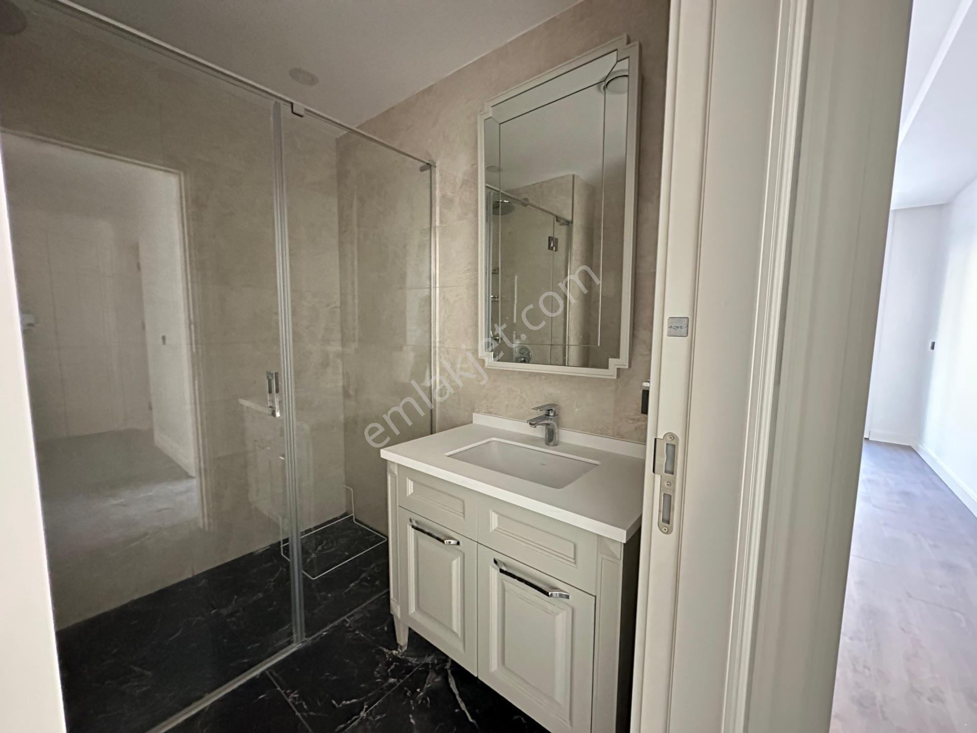 Azur Marmara Sitesinin En Geniş Kullanım Alanı 5+1 Satılık Daire - Görsel 12