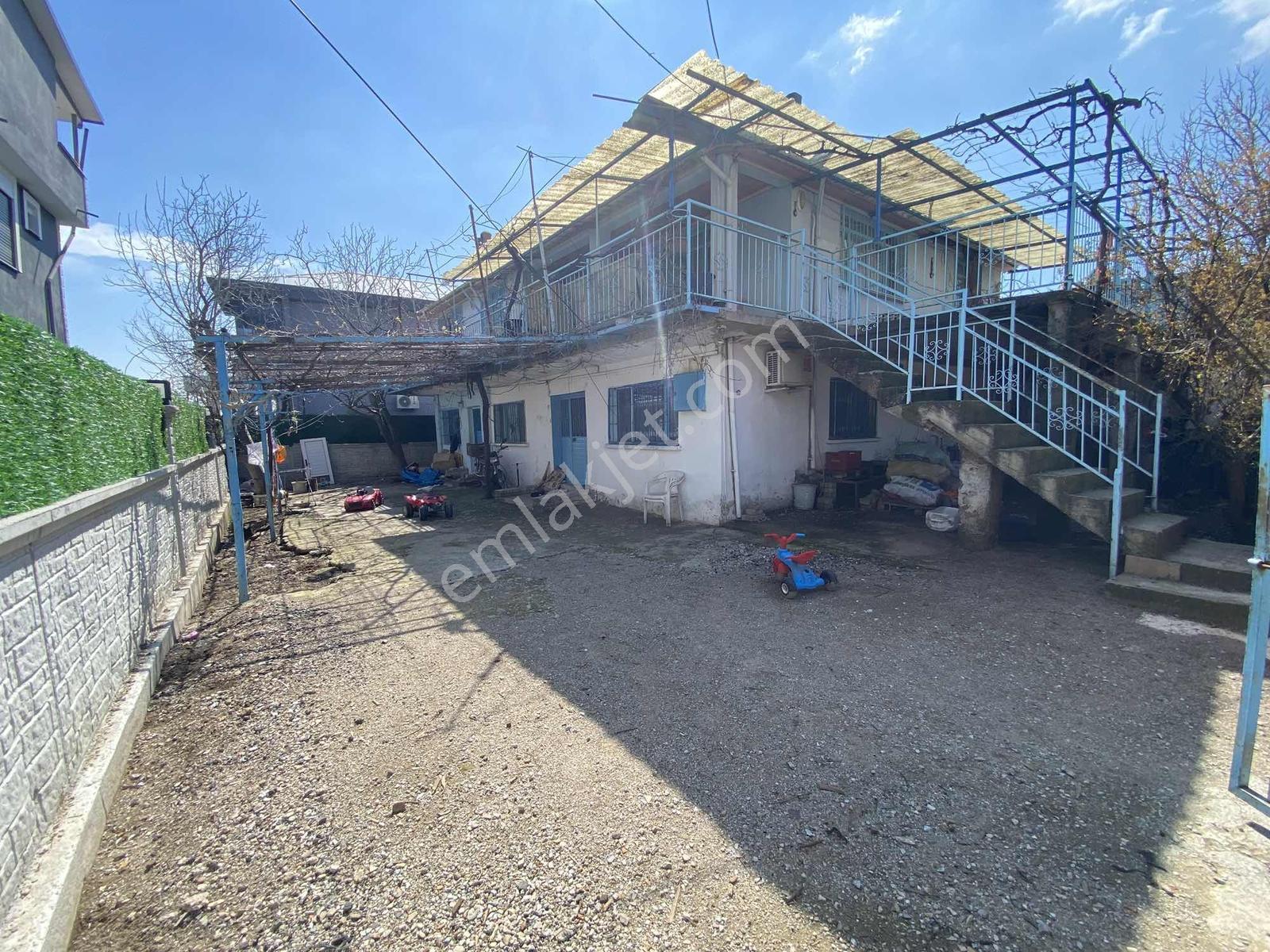 Torbalı Karakuyuda Satılık 3 Daireli Müstakil Ev - Görsel 23
