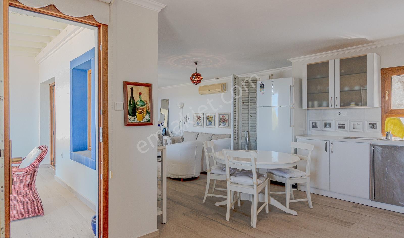 Hekimköy, 2 Özel Plaj Kullanımlı, Deniz Manzaralı Müstakil Villa - Görsel 25