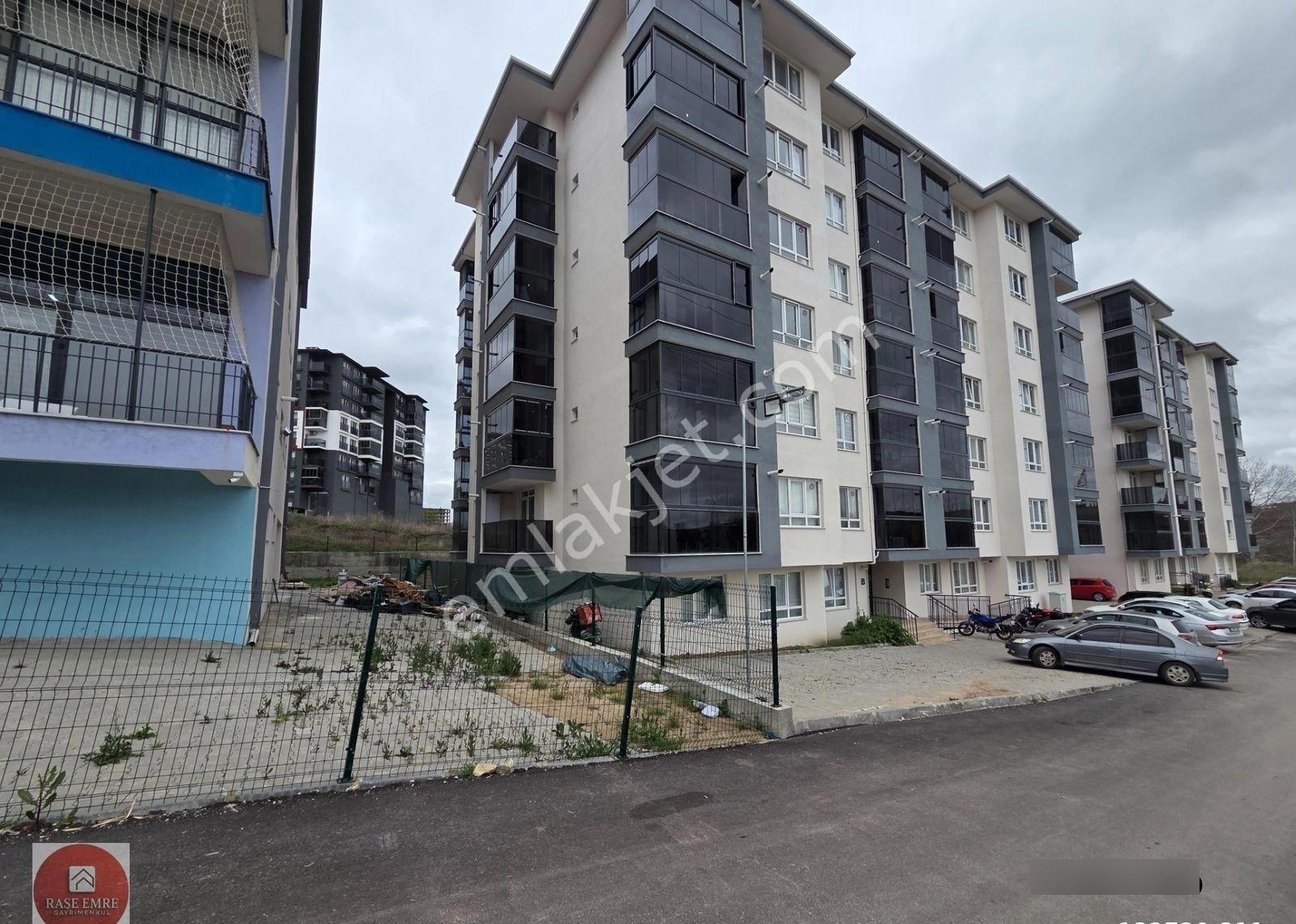 Edirne Merkez Cumhuriyet Mahallesi Abdi İpekçi Caddesi Sıfır Kiralık 1+1 Daire - Görsel 23