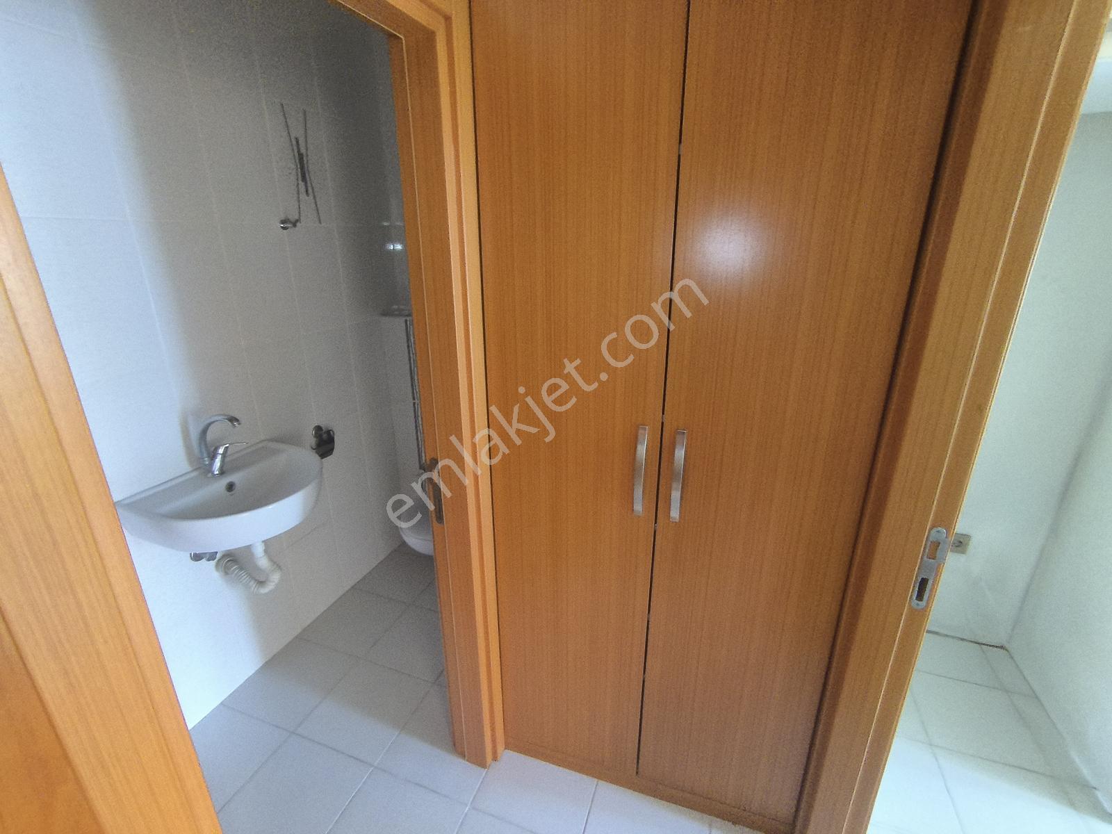 Ataşehir Acarlar Sit.temiz Taşınmaya Hazır 3+1 Kiralık Daire - Görsel 27