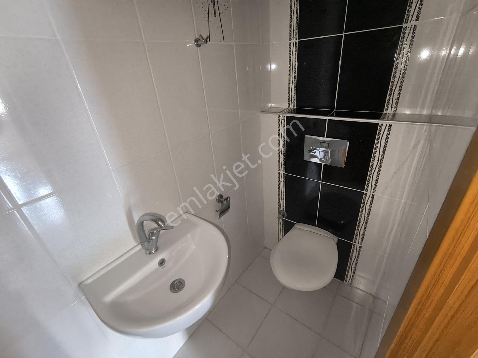 Ataşehir Acarlar Sit.temiz Taşınmaya Hazır 3+1 Kiralık Daire - Görsel 28