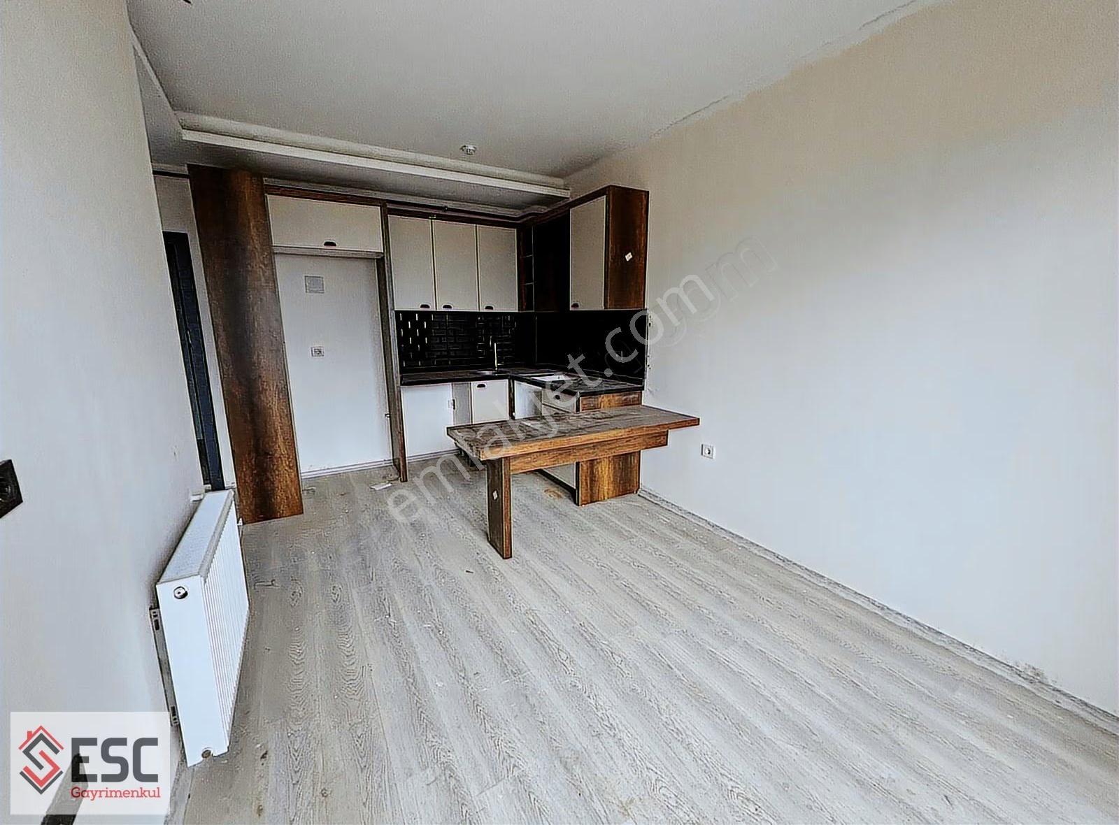 Esc'den Marka Projede 3 Bloklu Sitede 1+1 Satılık Daire Esc2458a - Görsel 31