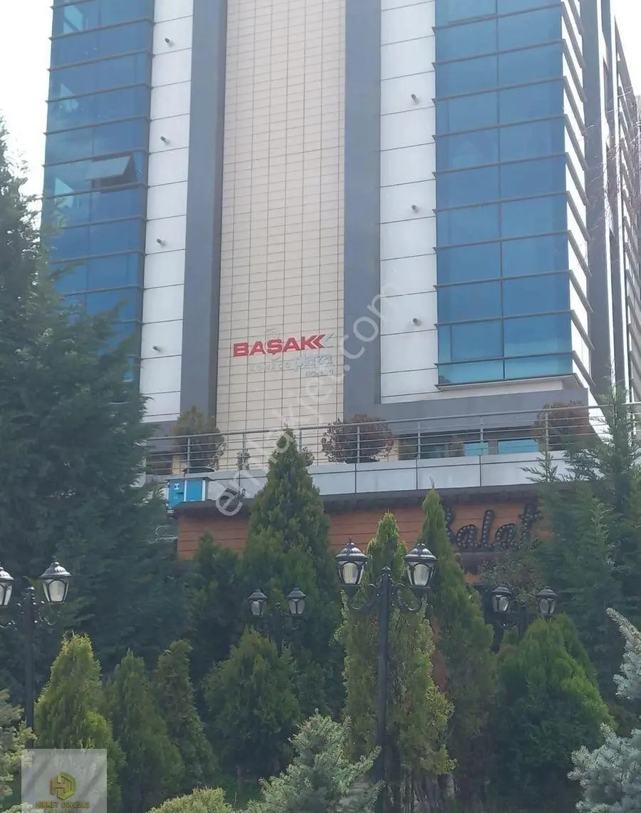 Hoşnudiye İsmet İnönü-2 Cad. Başakkünkçü Plaza'da 2+1 Kiralık Ofis
