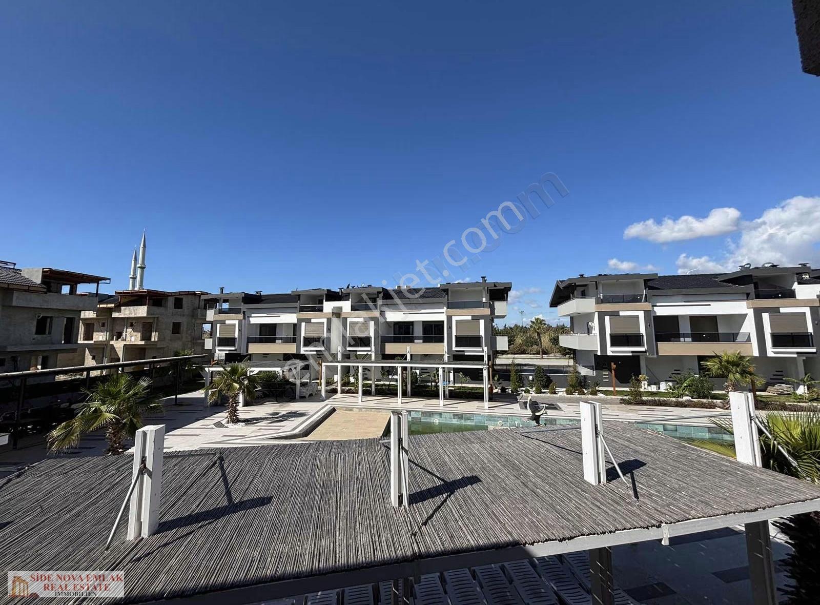 Kumköy'de Oteller Bölgesinde Site İçerisinde Kiralık 2+1 Dublex - Görsel 13