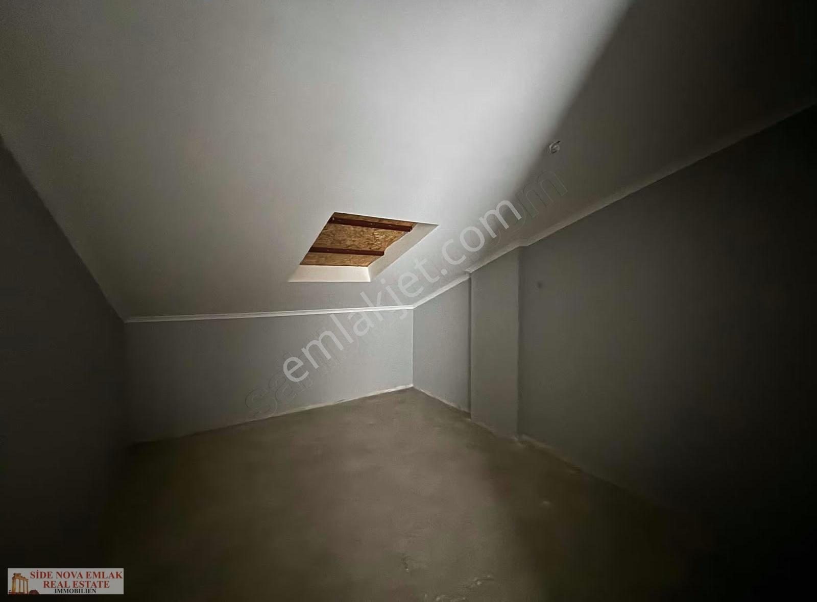 Kumköy'de Oteller Bölgesinde Site İçerisinde Kiralık 2+1 Dublex - Görsel 9