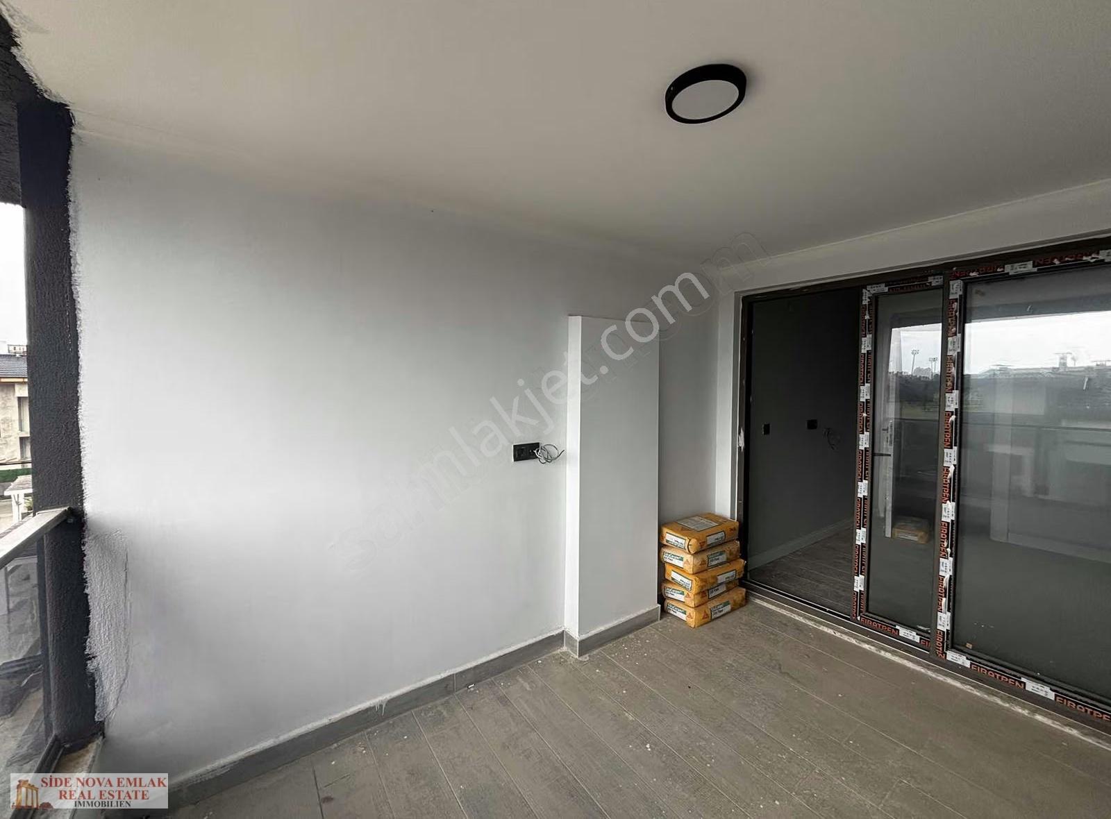 Kumköy'de Oteller Bölgesinde Site İçerisinde Kiralık 2+1 Dublex - Görsel 8