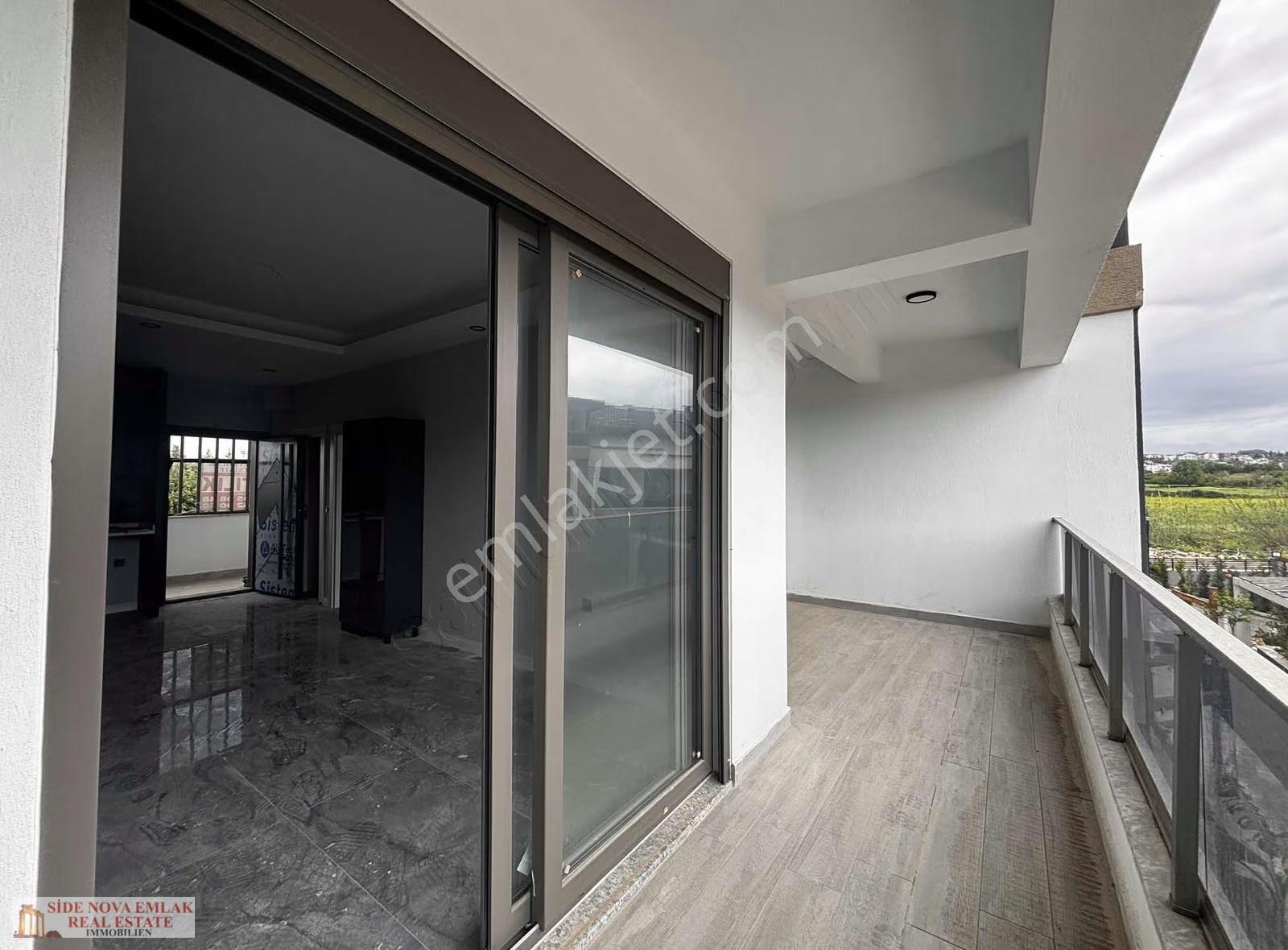Kumköy'de Oteller Bölgesinde Site İçerisinde Havuzlu 1+1 Daire - Görsel 8