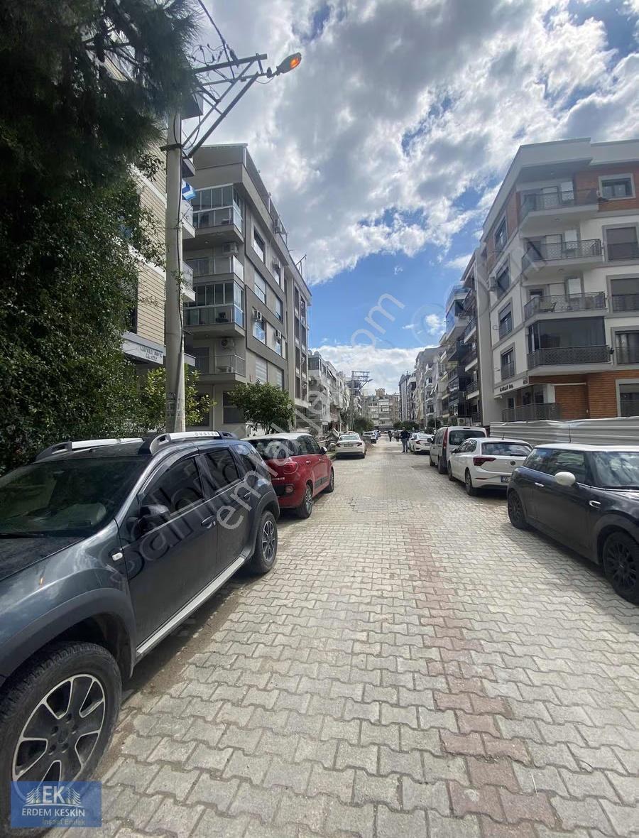 Karşyaka Alaybey'de İzbana Çarşıya Yakın 2+1 Satılık Daire - Görsel 28