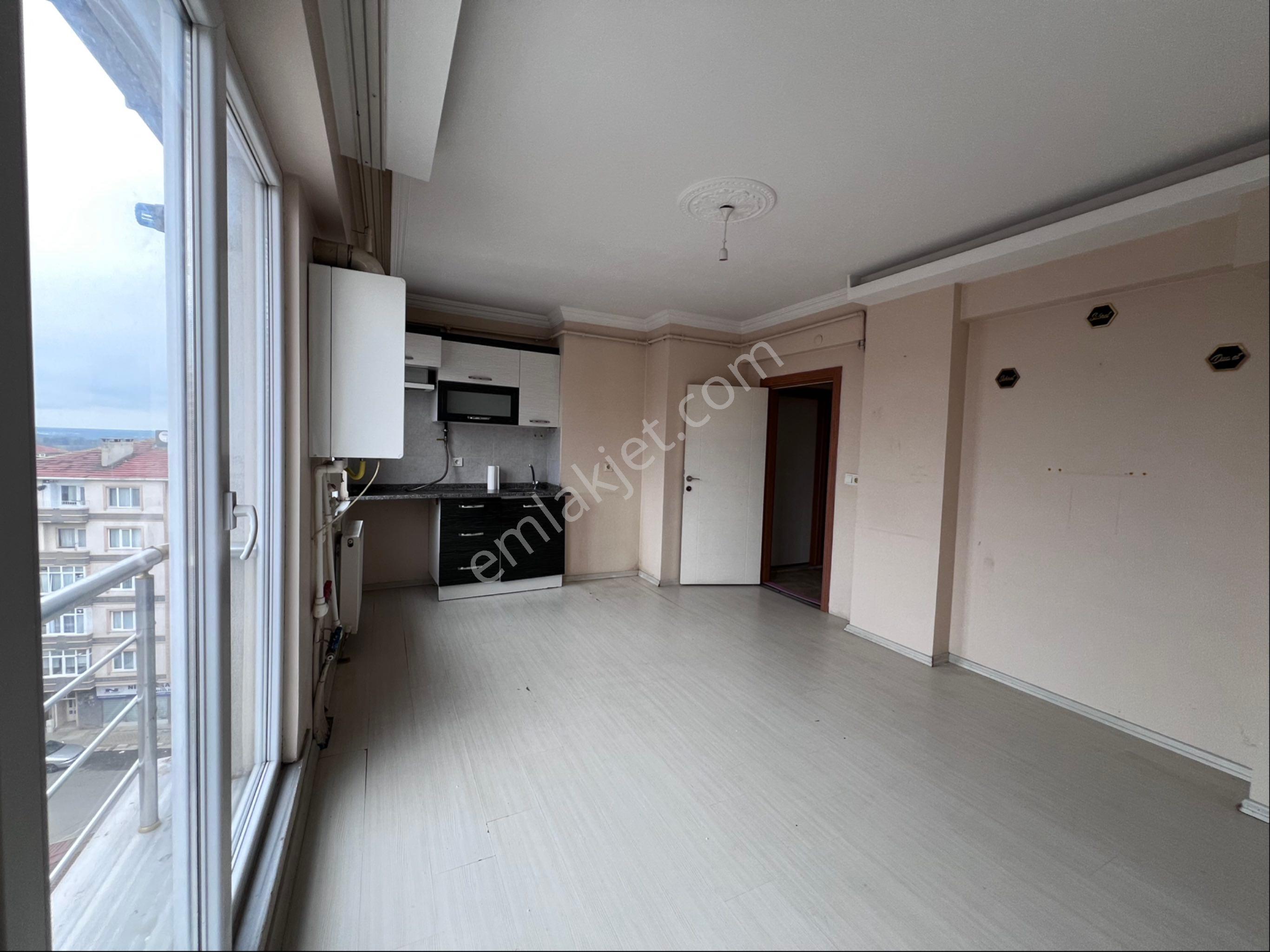 Remax Land Otogara Yürüme Mesafesinde Satılık Daire - Görsel 3