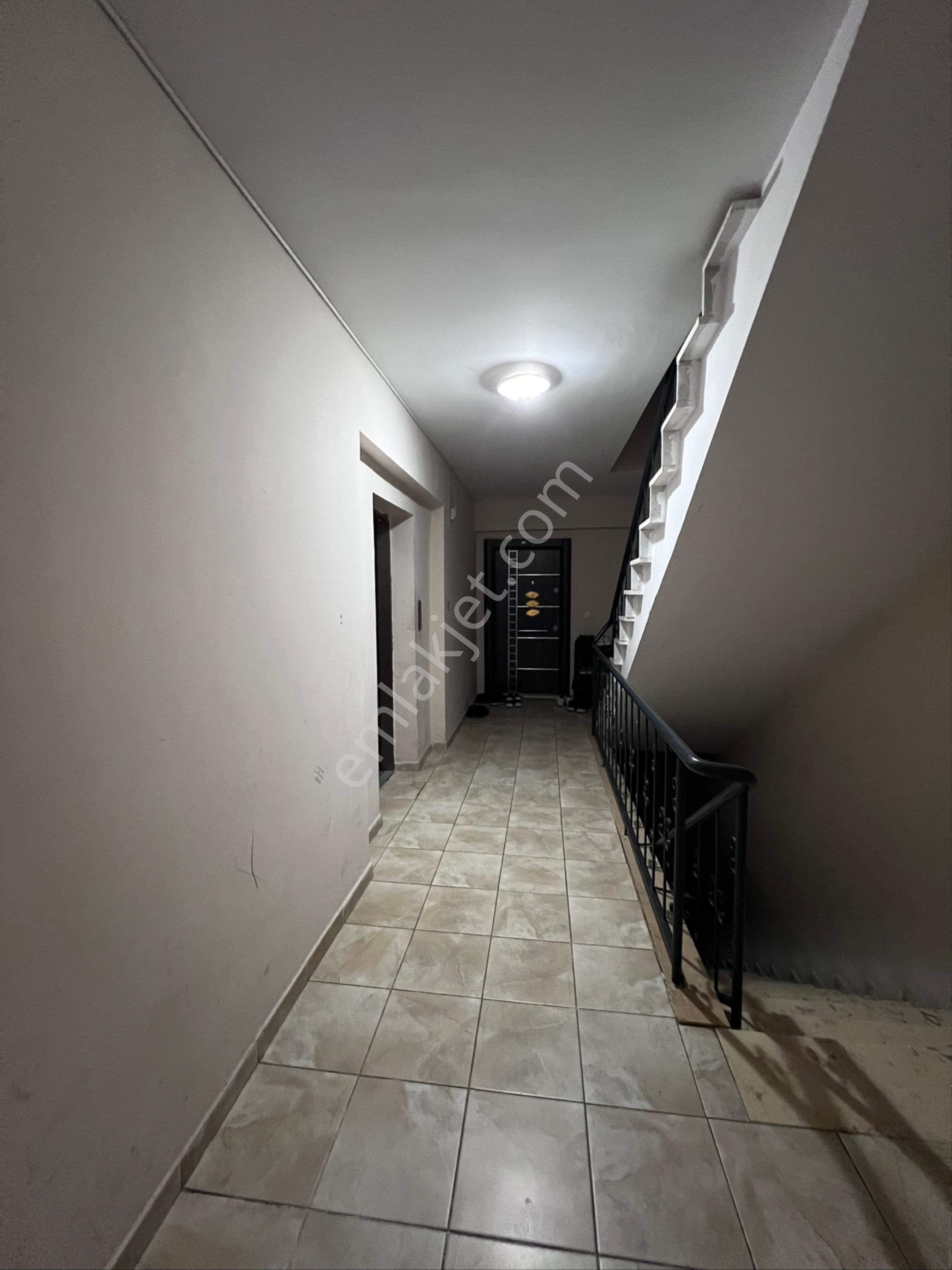 Remax Land Otogara Yürüme Mesafesinde Satılık Daire - Görsel 17