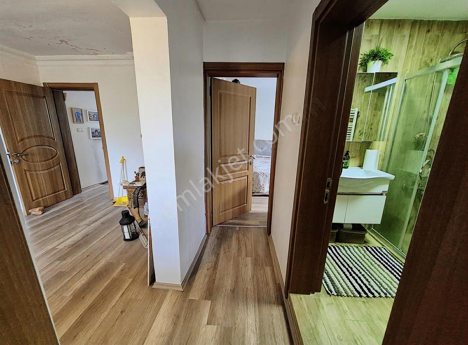 Sapanca'da Muhteşem Panoramik Göl Manzaralı Satılık Villa... - Görsel 34