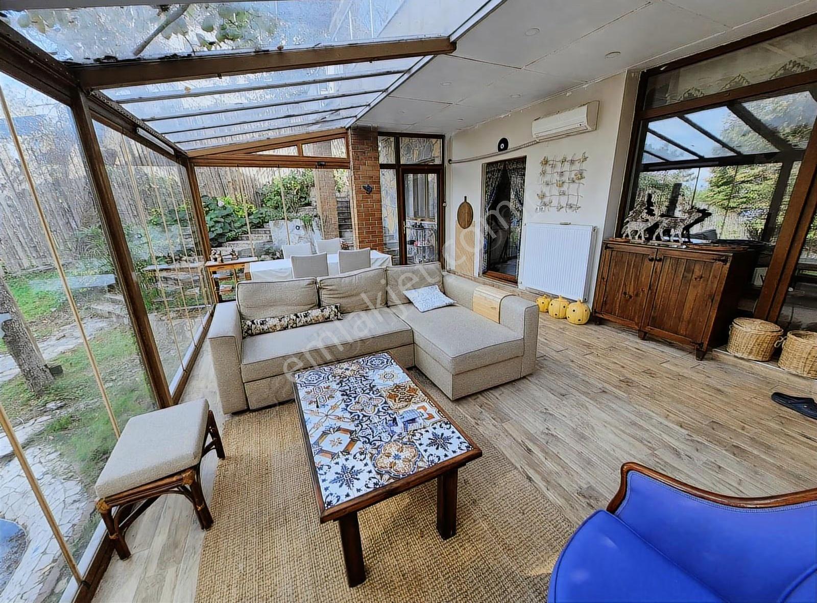 Sapanca'da Muhteşem Panoramik Göl Manzaralı Satılık Villa... - Görsel 2