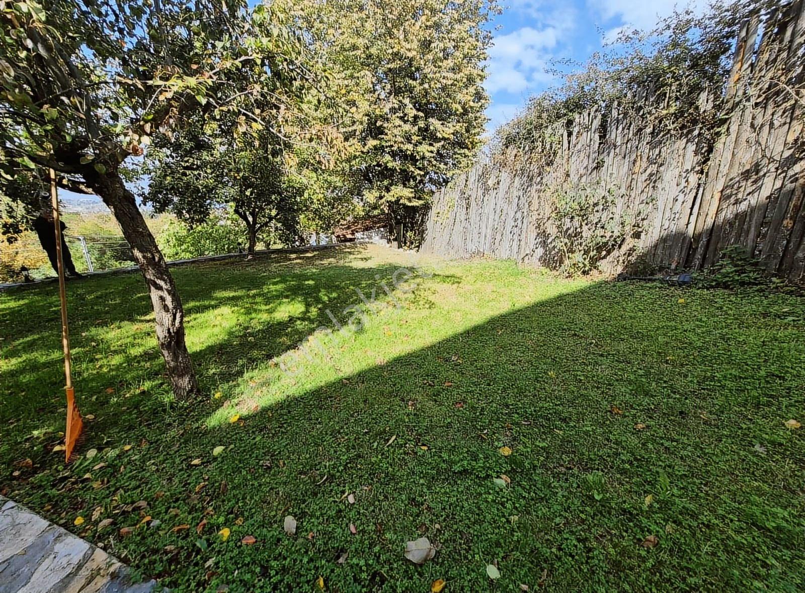 Sapanca'da Muhteşem Panoramik Göl Manzaralı Satılık Villa... - Görsel 35