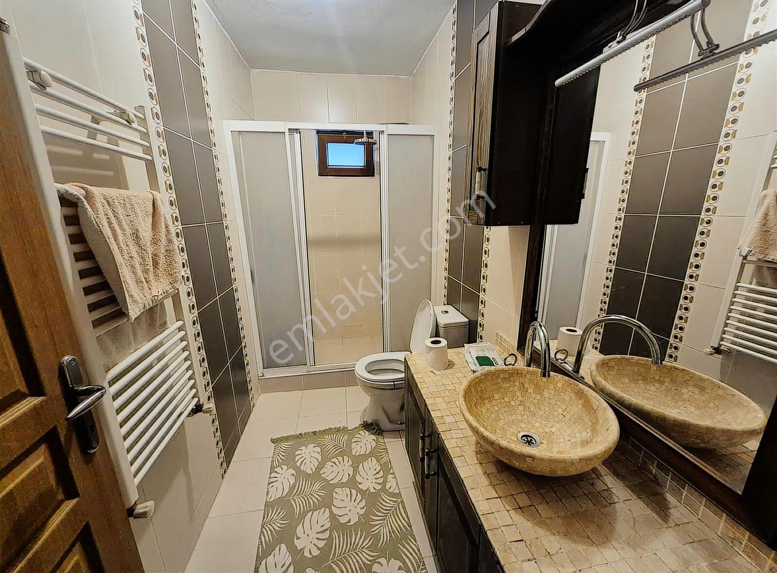 Sapanca'da Muhteşem Panoramik Göl Manzaralı Satılık Villa... - Görsel 29