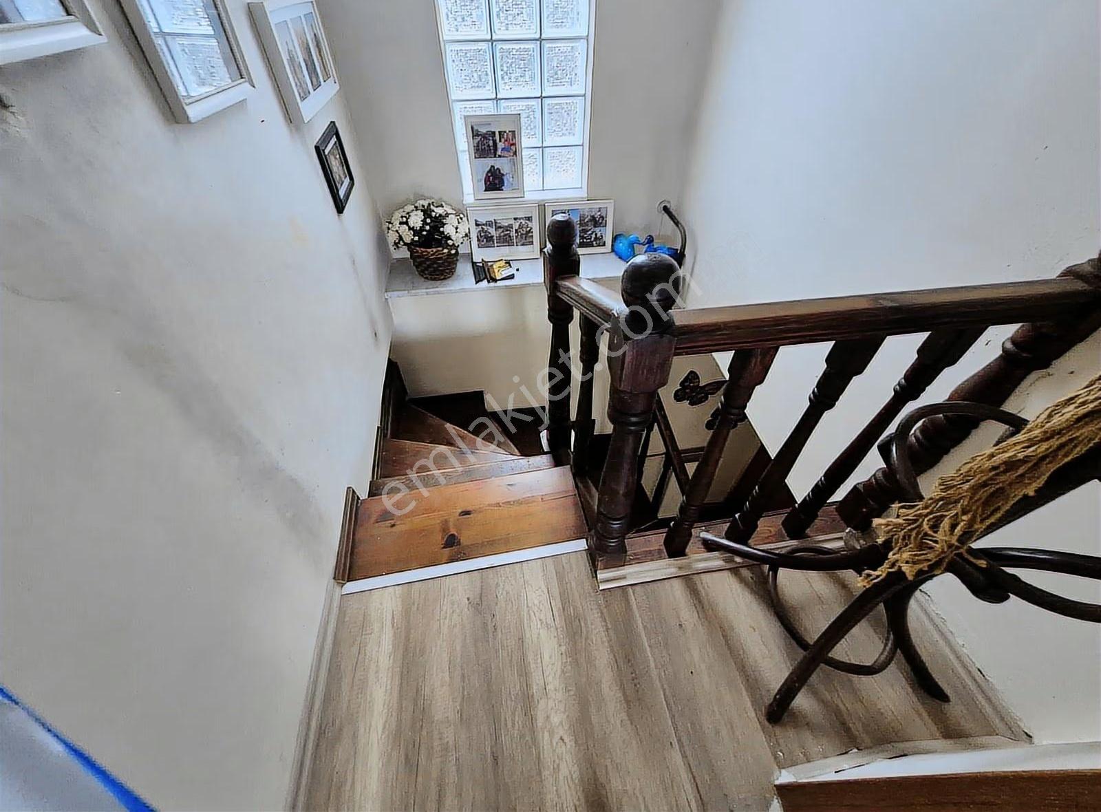 Sapanca'da Muhteşem Panoramik Göl Manzaralı Satılık Villa... - Görsel 23