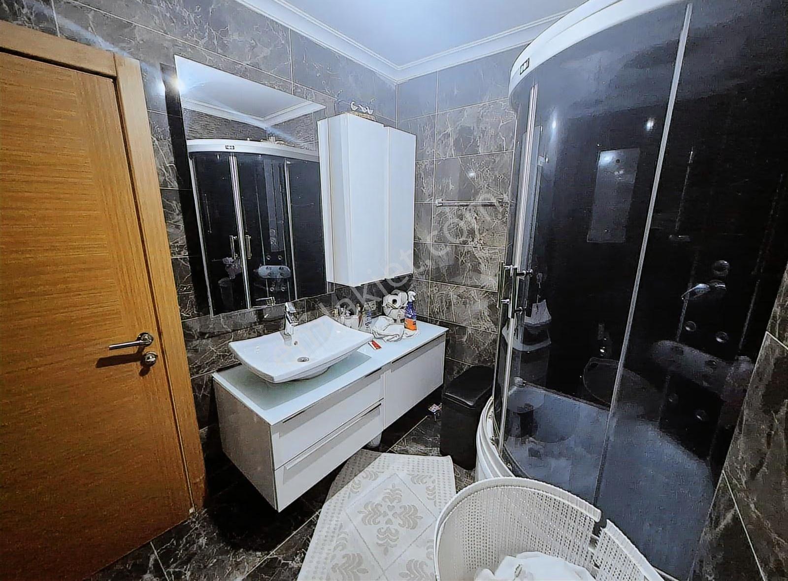 Ataşehir, İçerenköy'de, 4+2 Dubleks Daire.. - Görsel 13