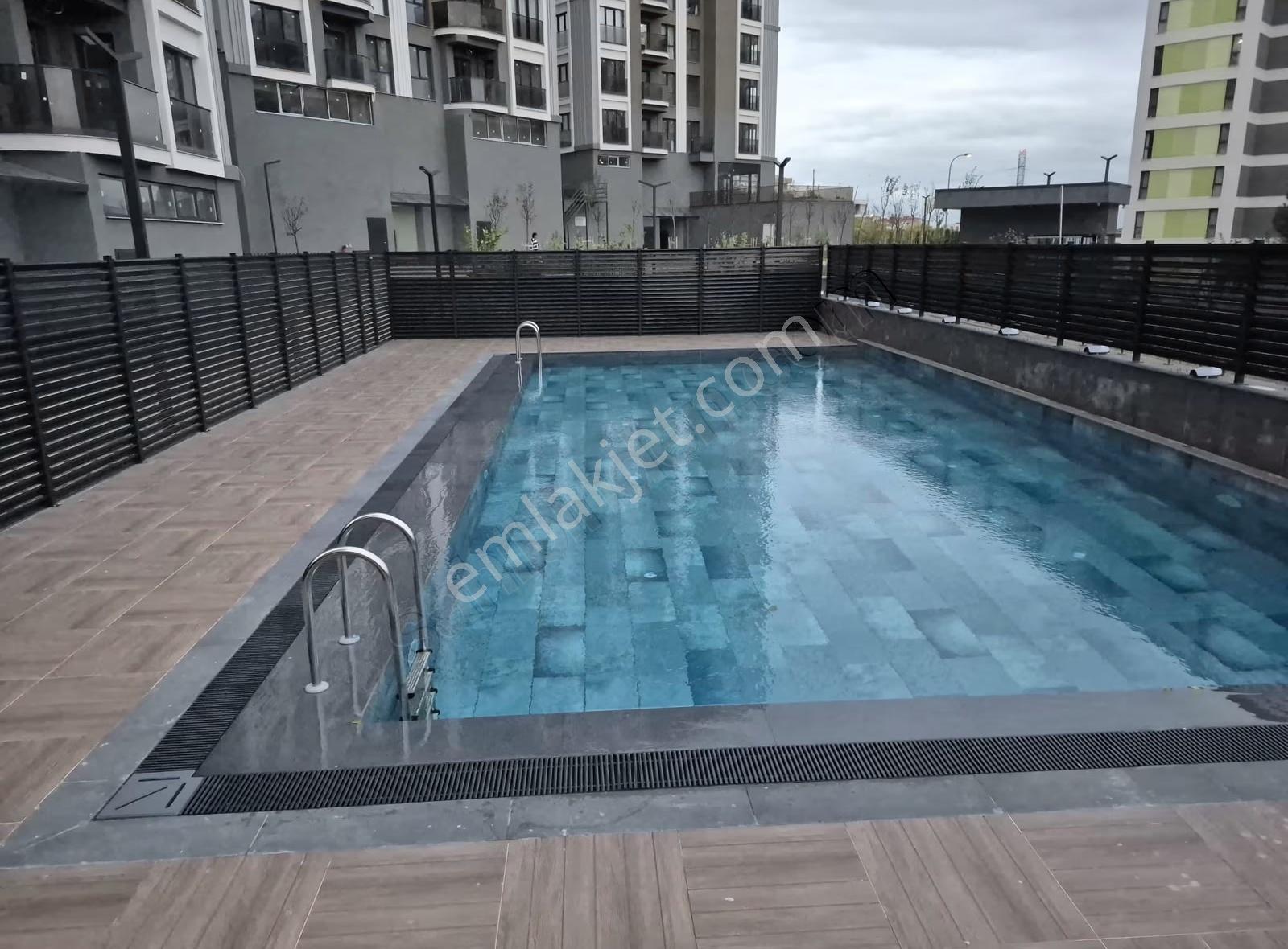 Acil Acil Acil Caddeland Kartal Sitesi'nde 3+1 Satılık Daire - Görsel 21