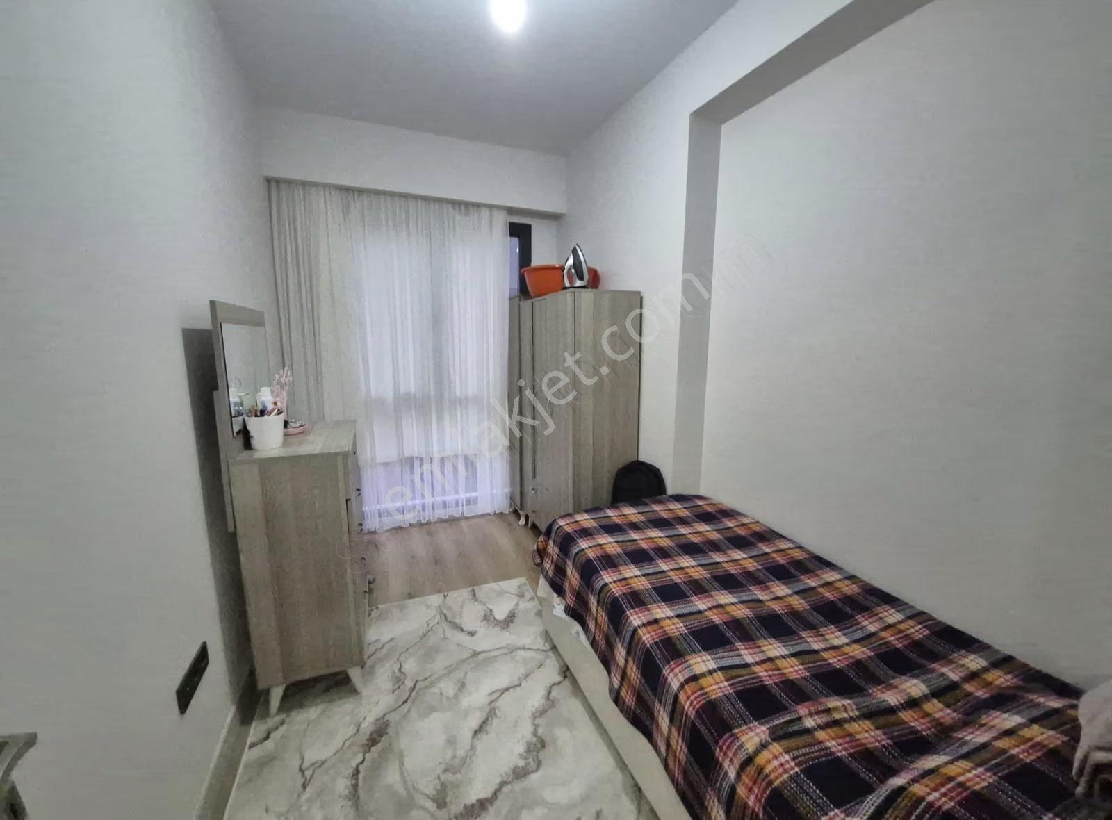 Acil Acil Acil Caddeland Kartal Sitesi'nde 3+1 Satılık Daire - Görsel 2