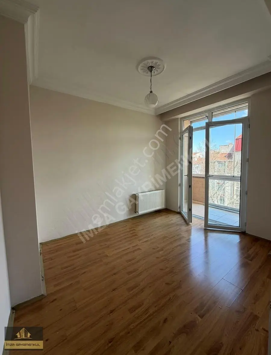 İmza'dan Fatih Mahallesinde Temiz Bakımlı 2+1 Kiralık Daire