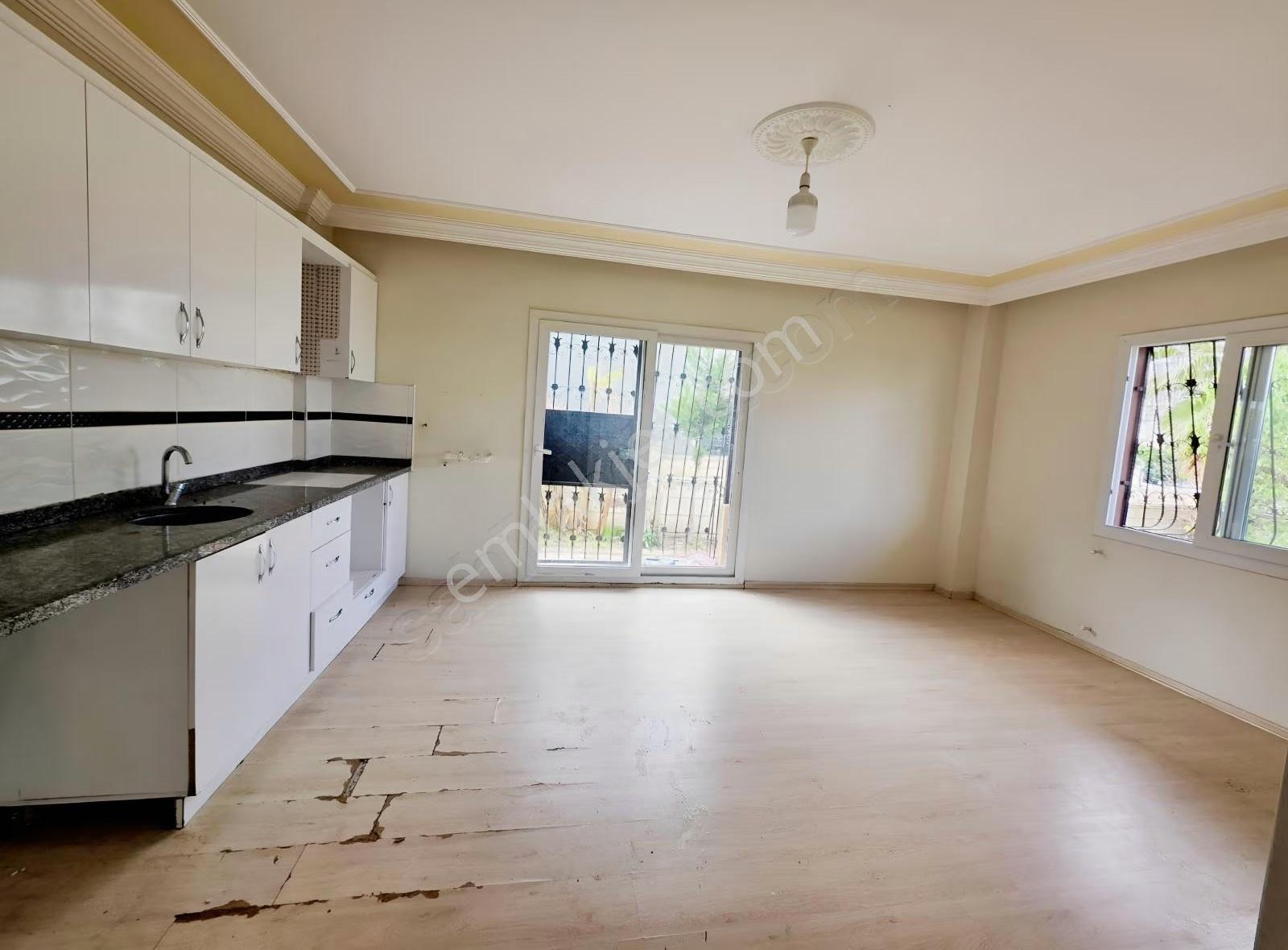 Yeşilkent Sitesi Satlık 3+1 Açık Mutfak Satılık Daire
