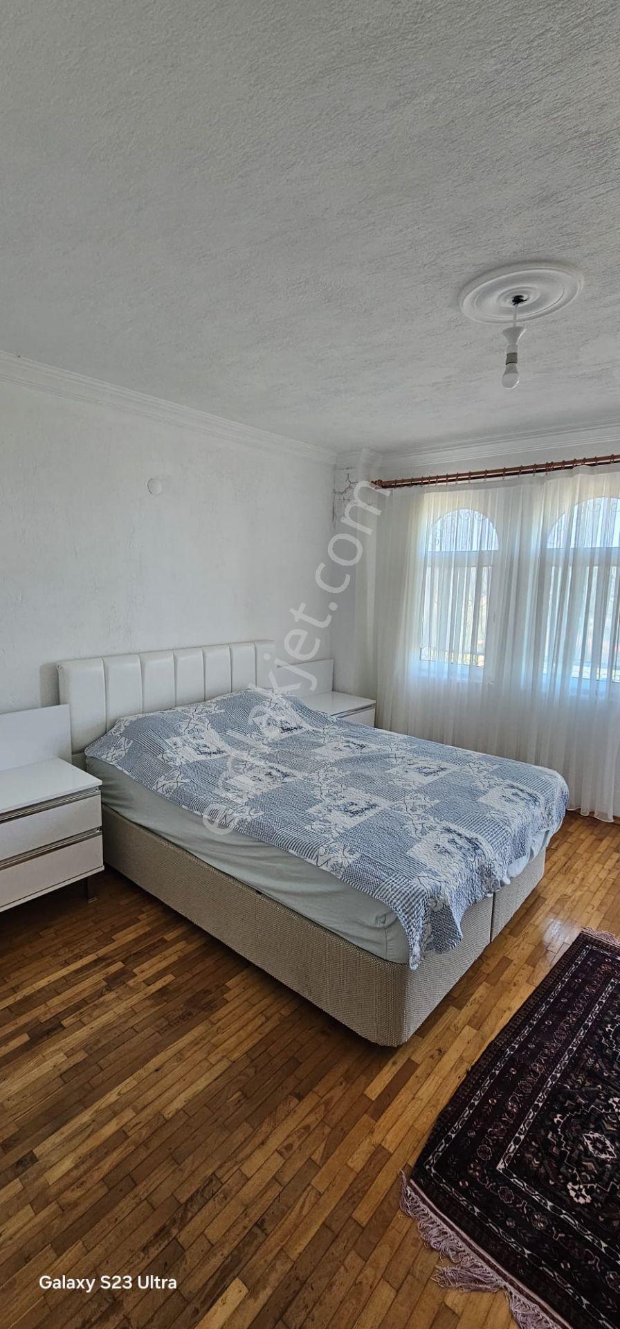 Bademli'de Denize 200 M Zeytin Bahçesi İçinde Müstakil Tripleks Villa - Görsel 20
