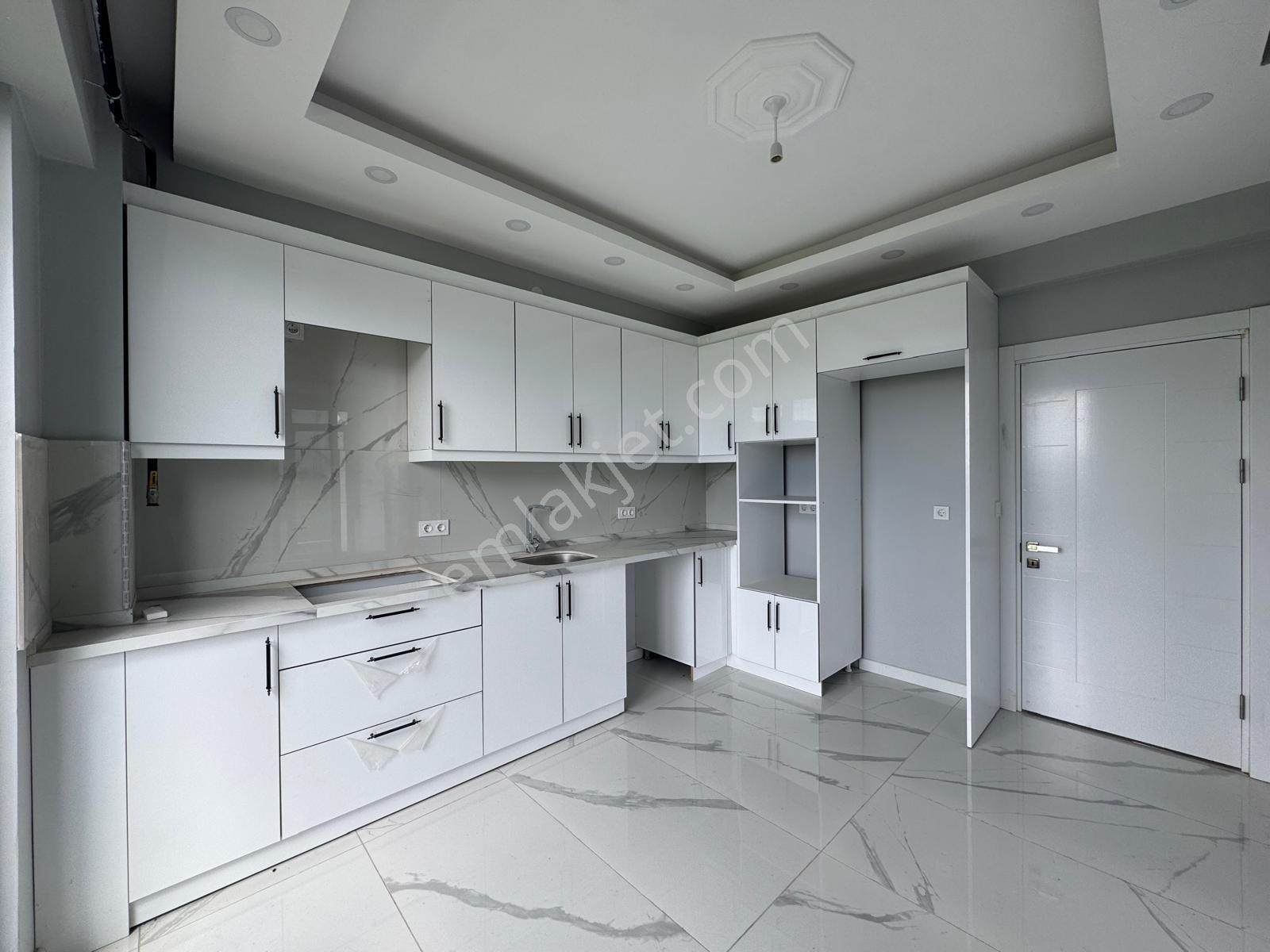 Dört Beyaz Saraydan Biri Satışta 4+2 Deniz Manzaralı Villa - Görsel 35