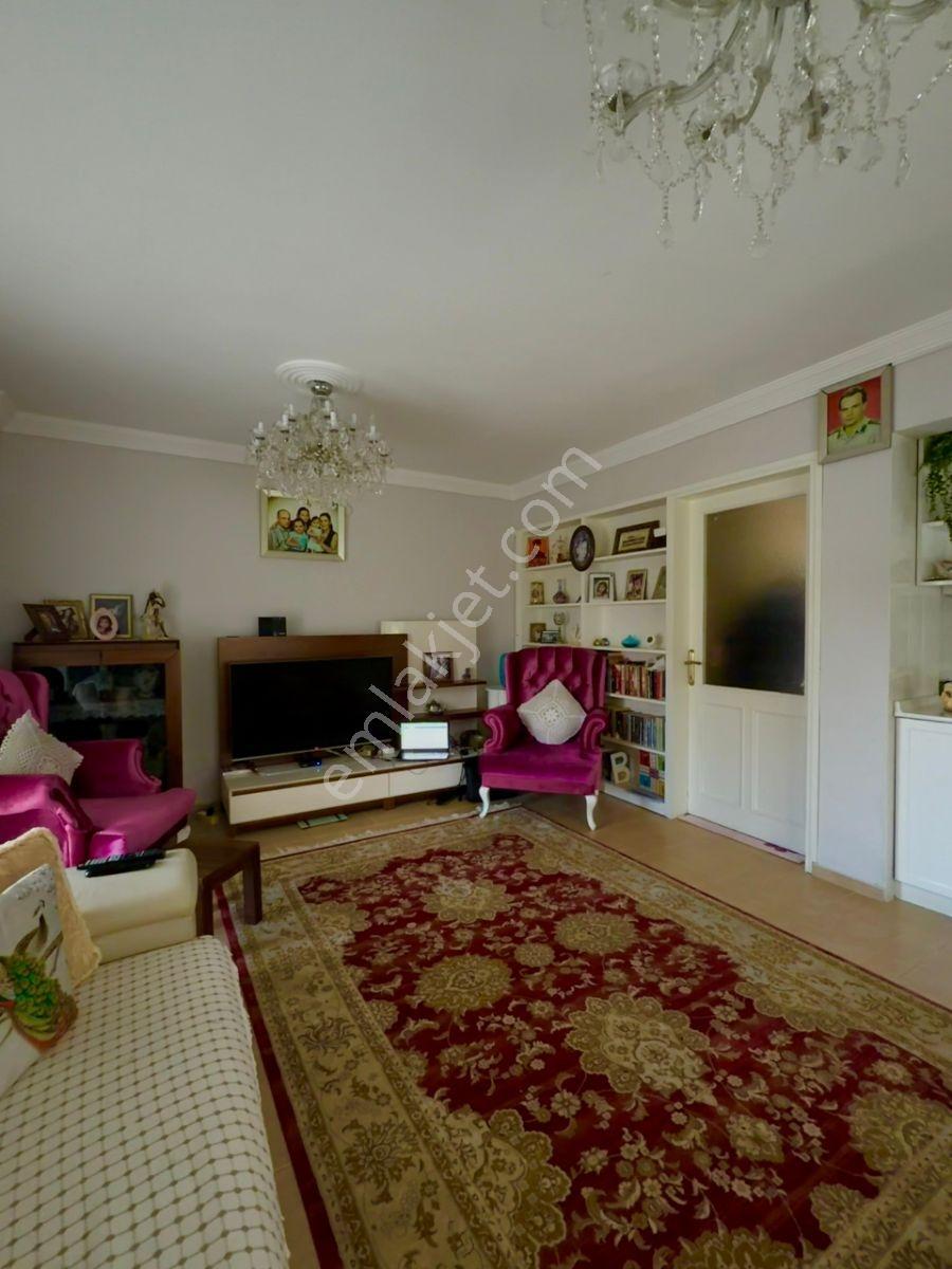 İzmir Urla Çeşmealtı Site İçerisinde Kiralık Villa - Görsel 34