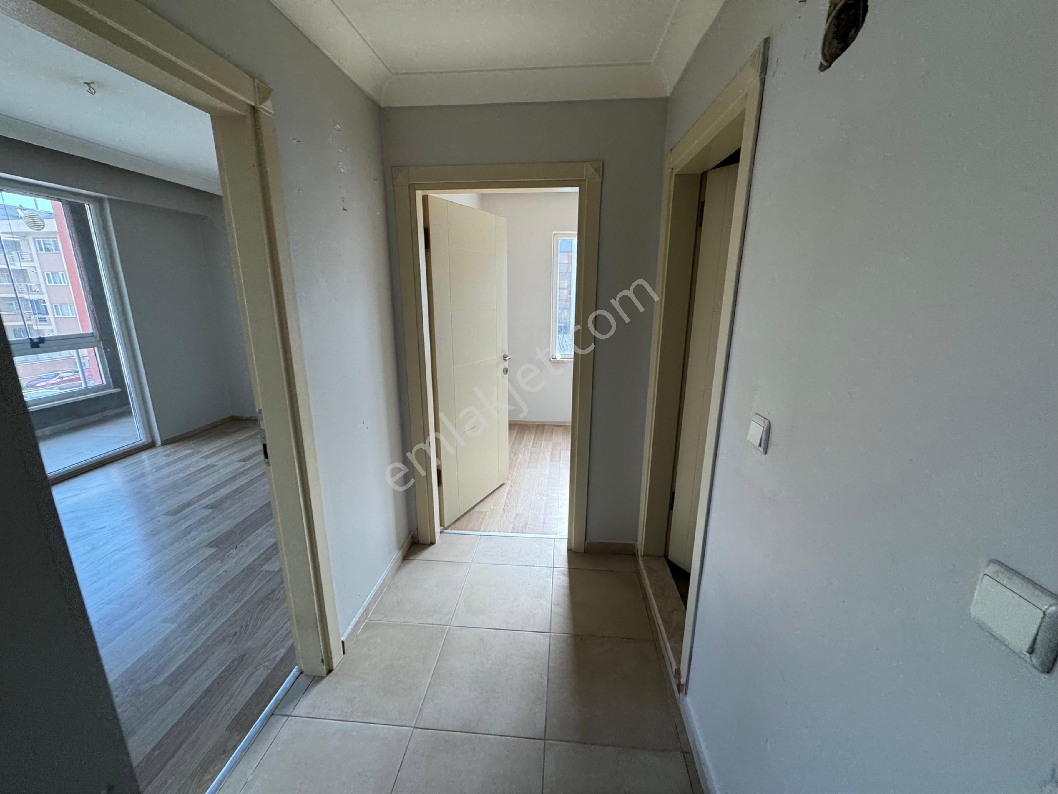Bahar'dan Anafartalar Caddesinde 1+1 Ayrı Mutfaklı Kiralık Daire - Görsel 9