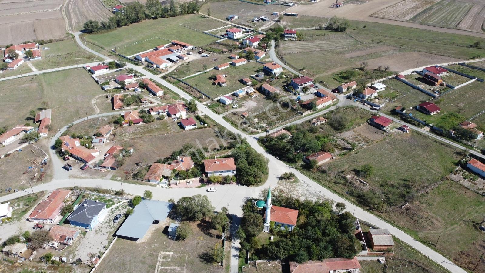 Saray Bahçedere Köyünde 578 M2 İmarlı Arsa - Görsel 4