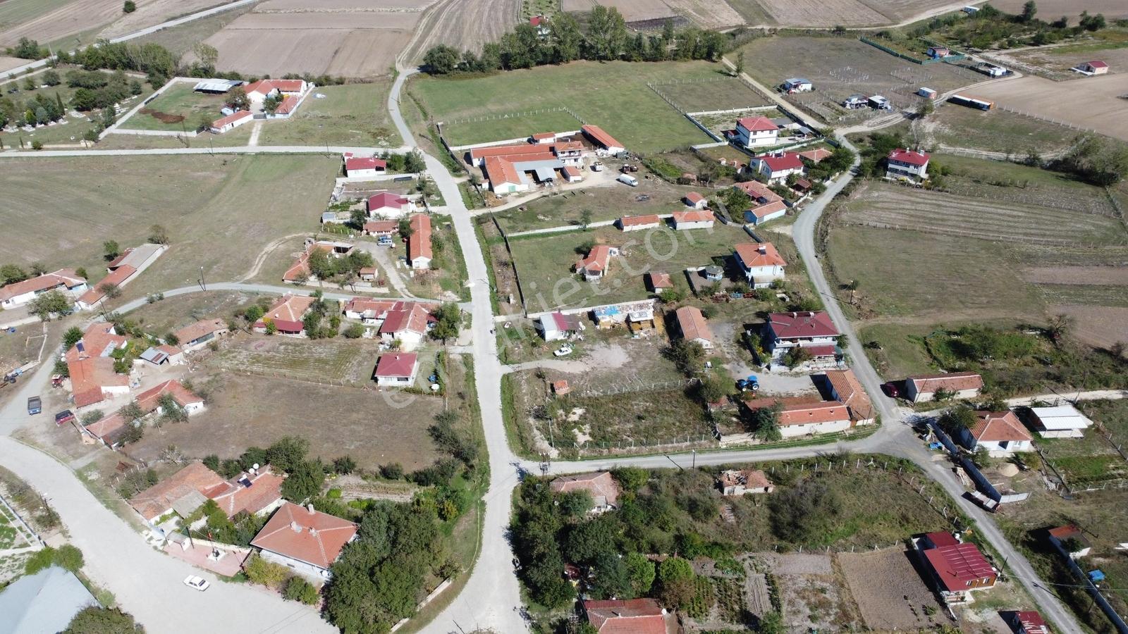 Saray Bahçedere Köyünde 578 M2 İmarlı Arsa - Görsel 11
