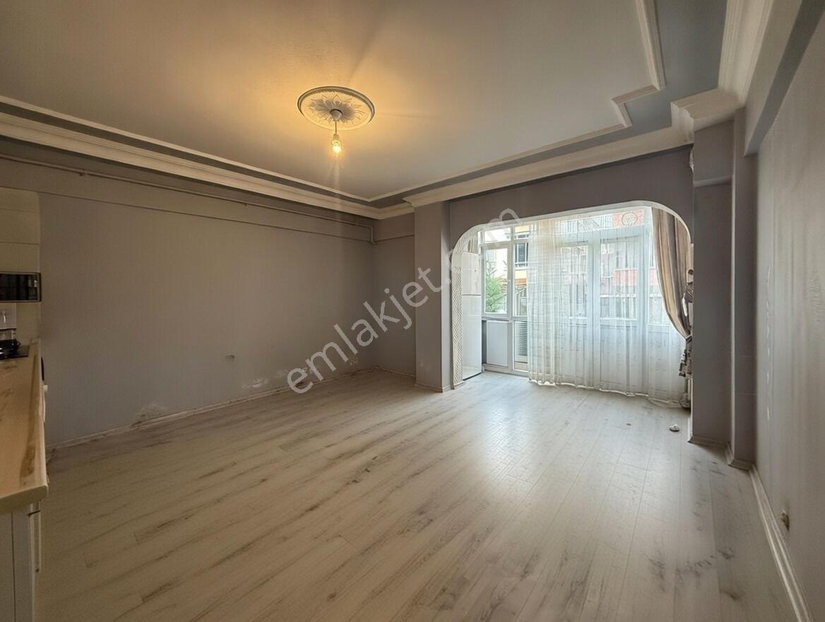 Hastaneye 200 Metre Mesafede Ara Kat 2+1 Kiralık - Görsel 11