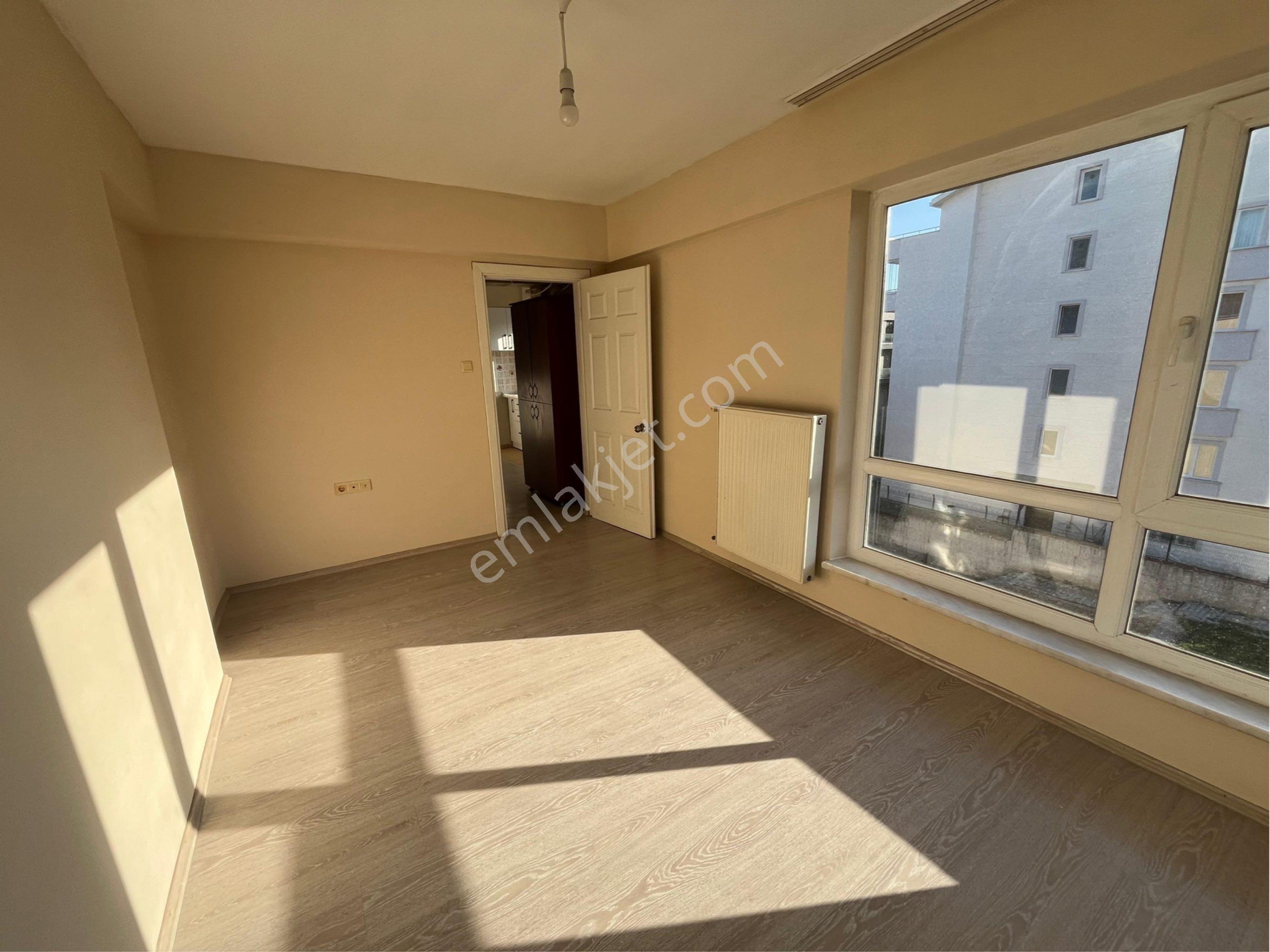 Bahar'dan Görükle'de Kiralık 1+1 Geniş Daire - Ayrı Mutfaklı - Görsel 28