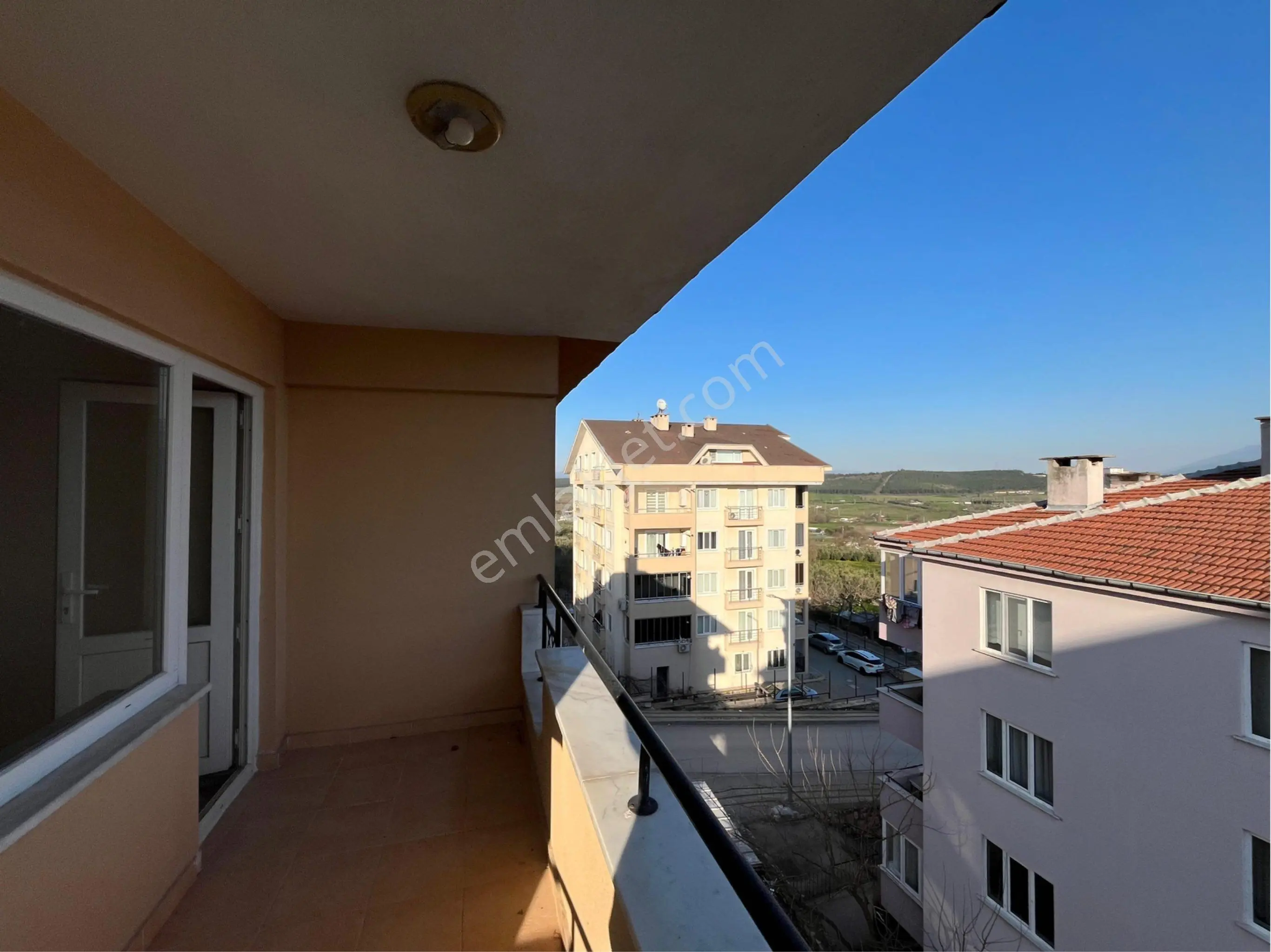 Bahar'dan Görükle'de Kiralık 1+1 Geniş Daire - Ayrı Mutfaklı - Görsel 8