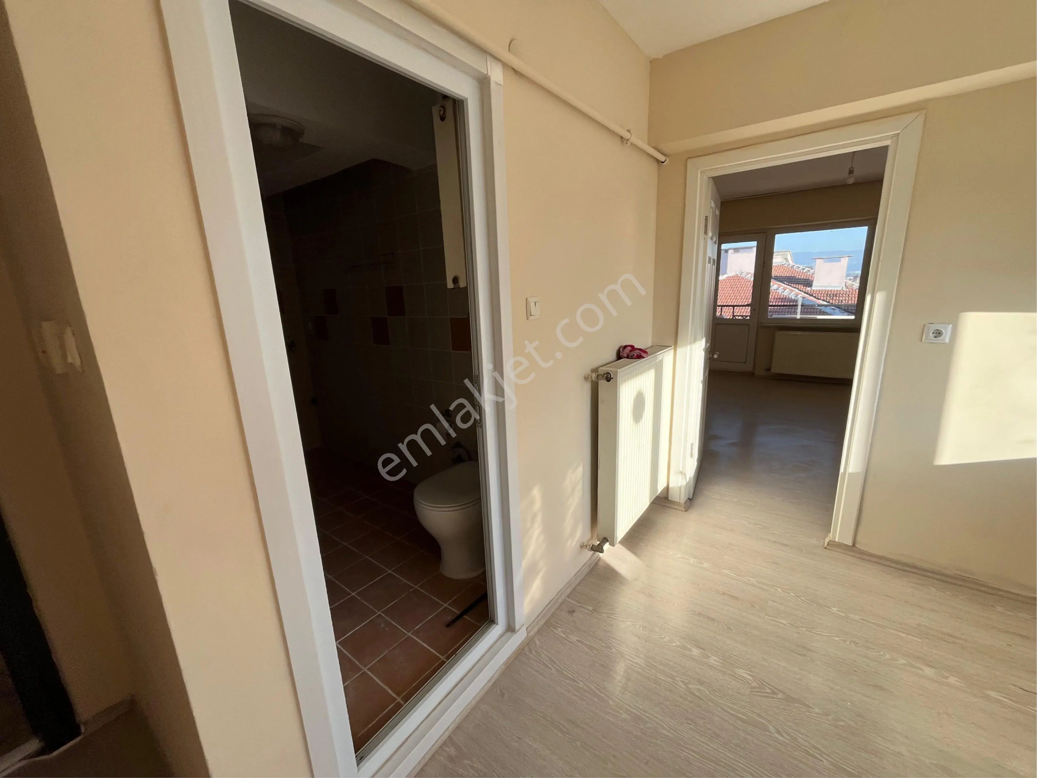 Bahar'dan Görükle'de Kiralık 1+1 Geniş Daire - Ayrı Mutfaklı - Görsel 5