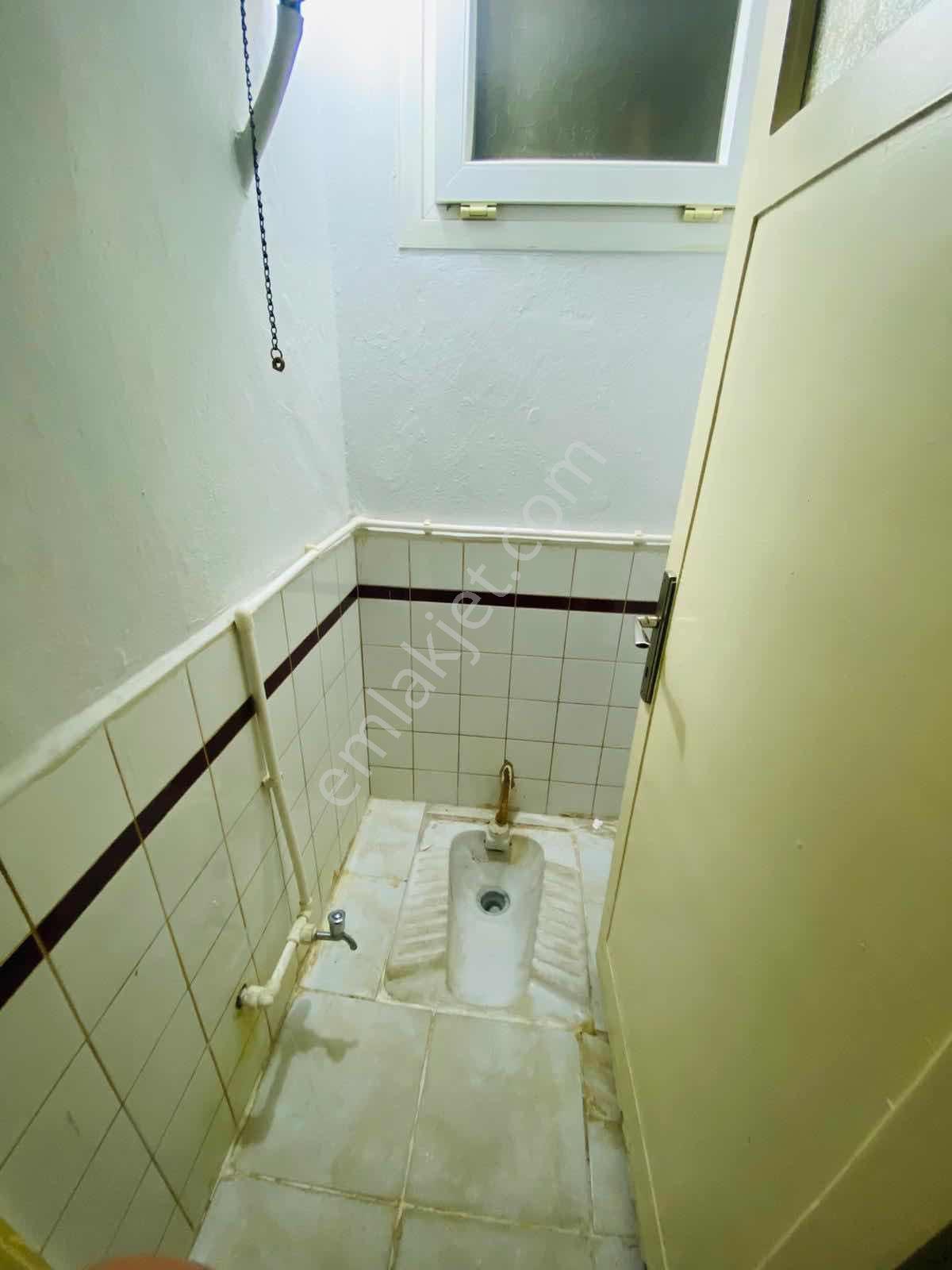Karaköy'de Cadde Üzerinde Kiralık Daire Fırsatı - Görsel 17