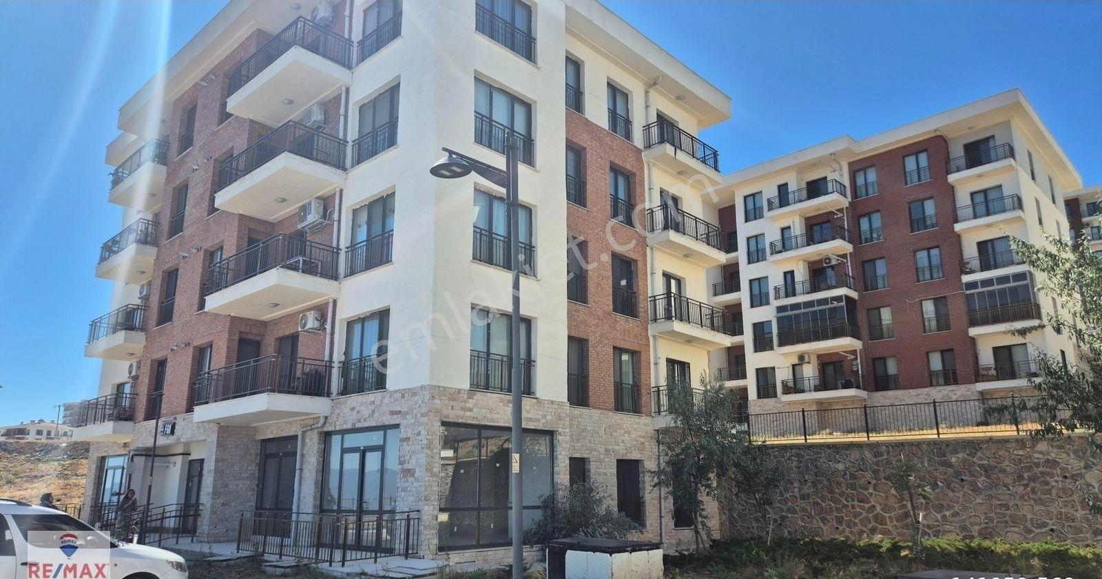 Bayraklı Şehir Hastanesi Yakını Toki 5. Etapta Kiralık İş Yeri - Görsel 10