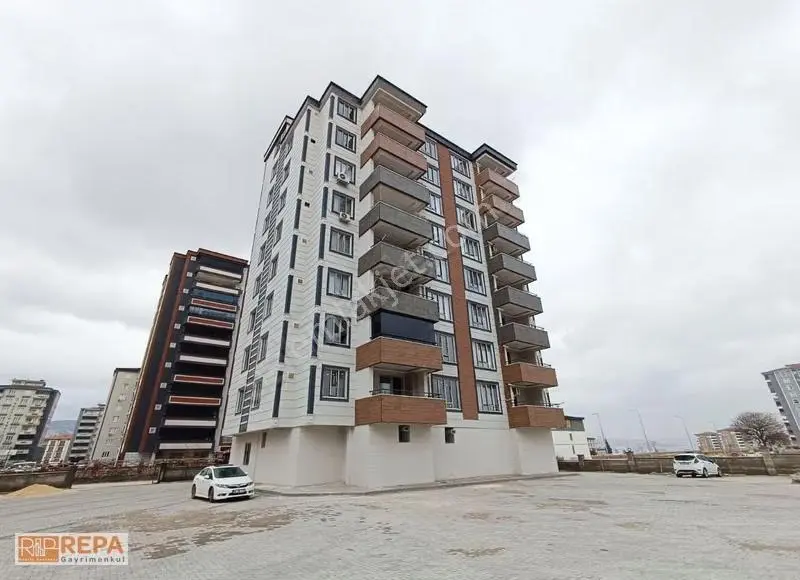 Repa Gayrimenkul Tayfun Gültoplayan'dan Alpaslan'da Satılık 2+1